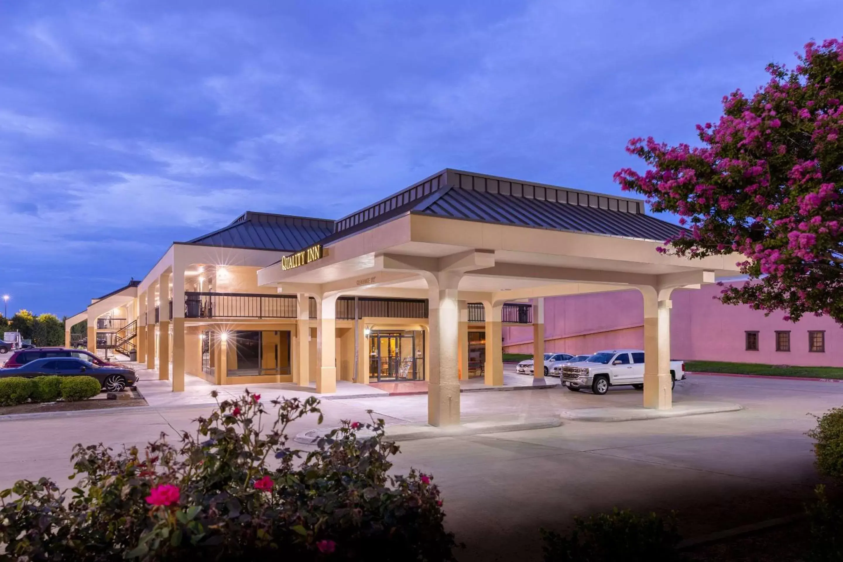 Quality Inn at Arlington Highlands Quality Inn at Arlington Highlands