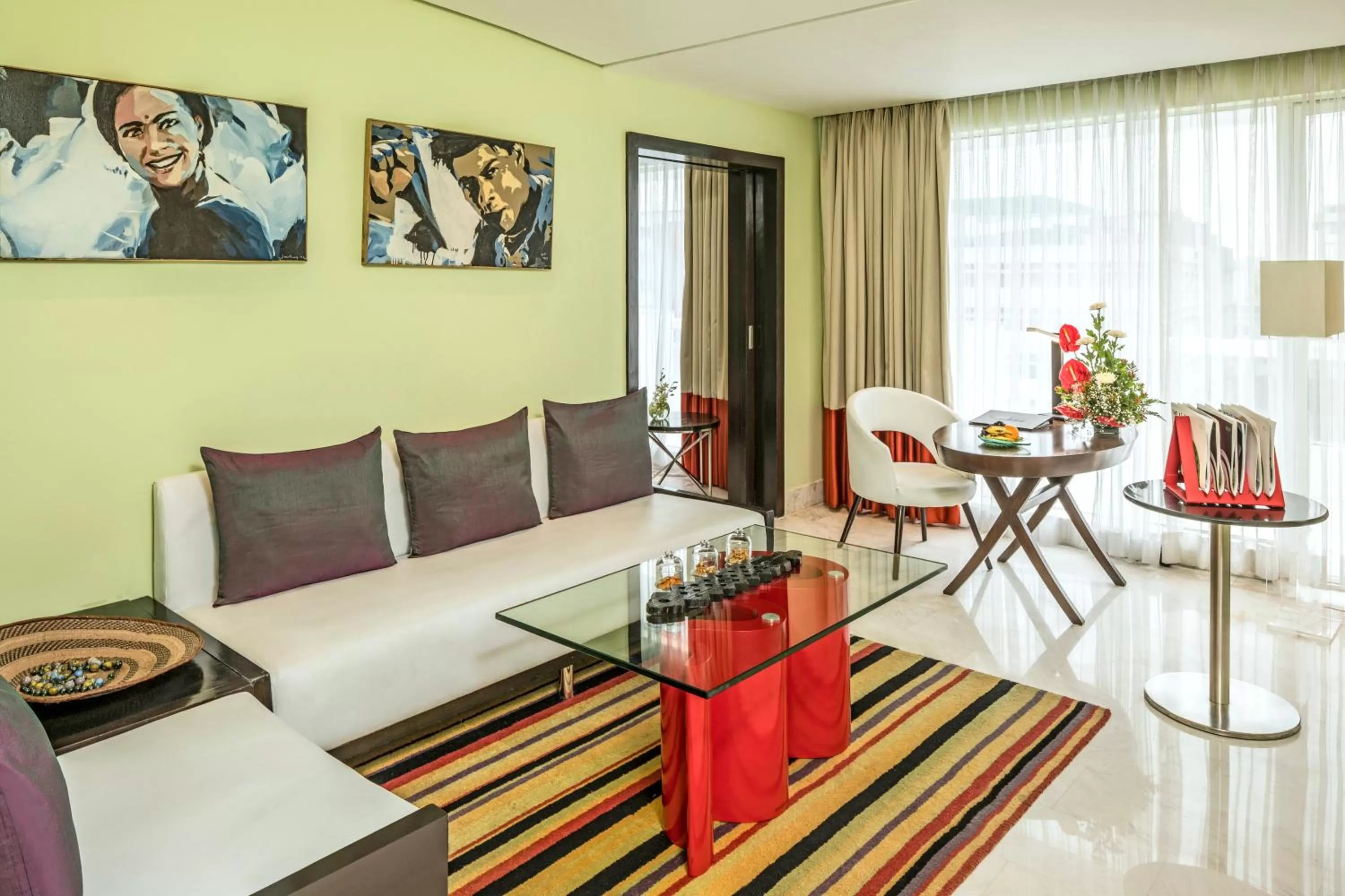 Deluxe Suite in The Park Chennai