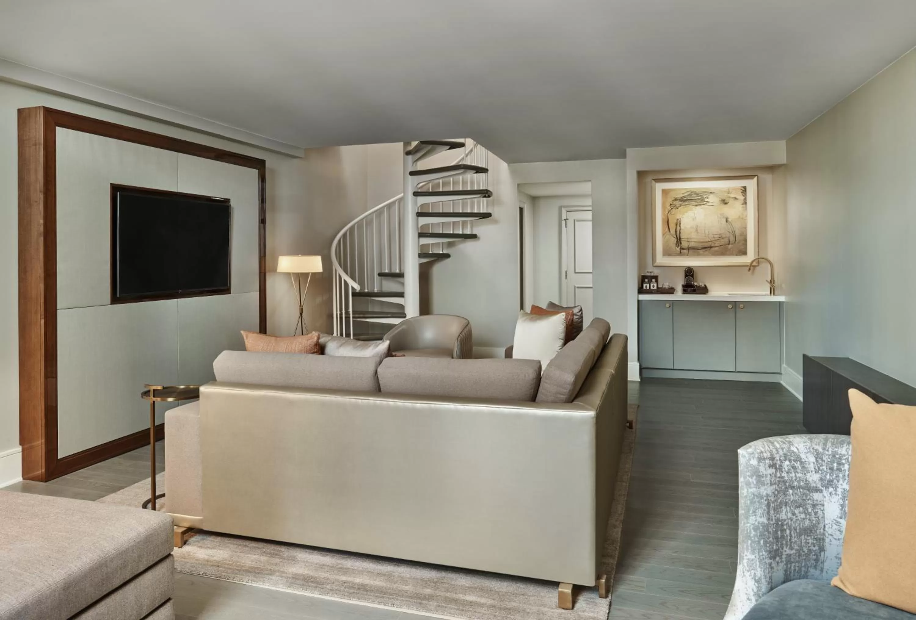 Loft Suite in Hotel Crescent Court