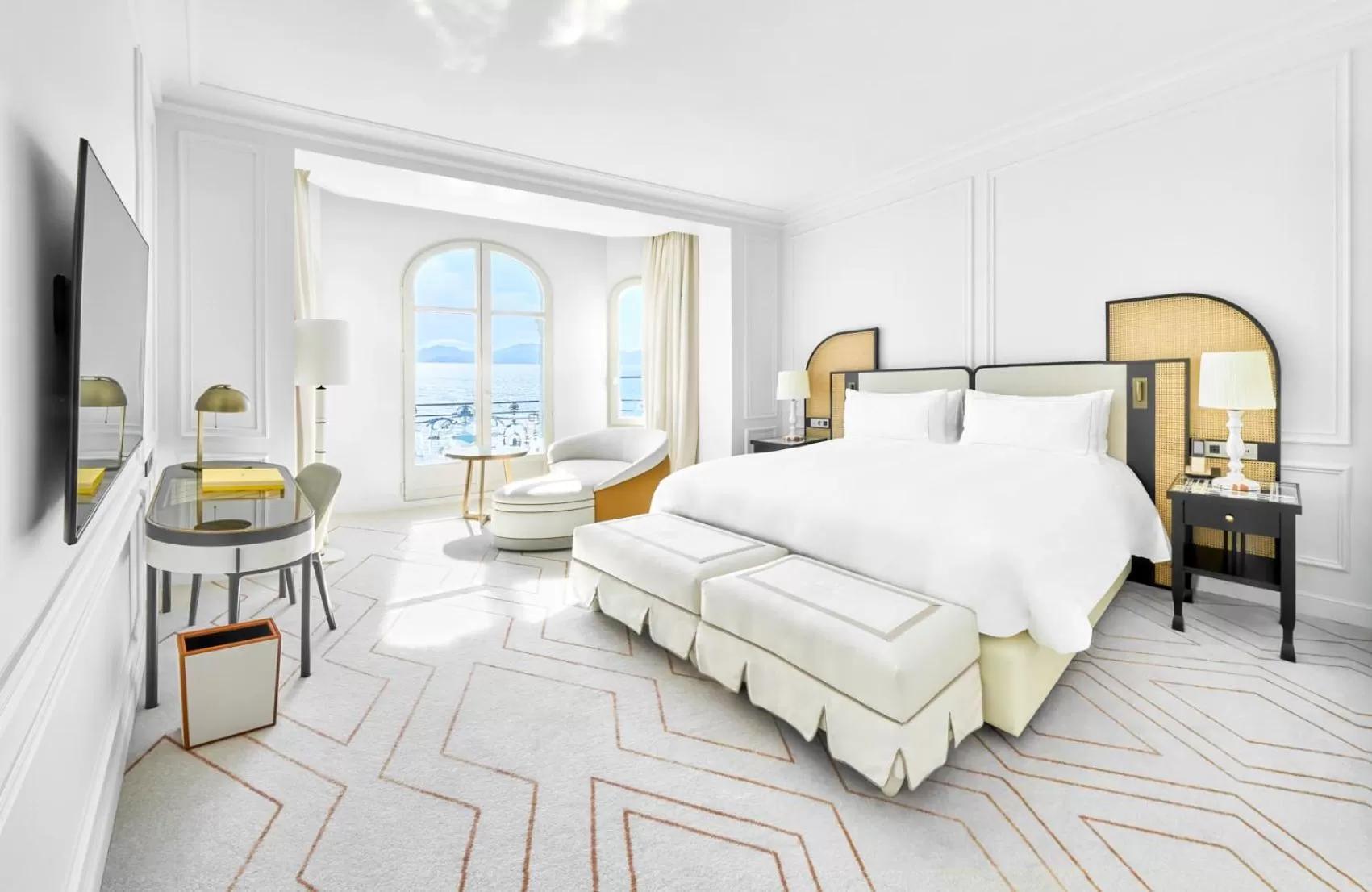 Premium King Room with Sea View in Carlton Cannes, a Regent Hotel