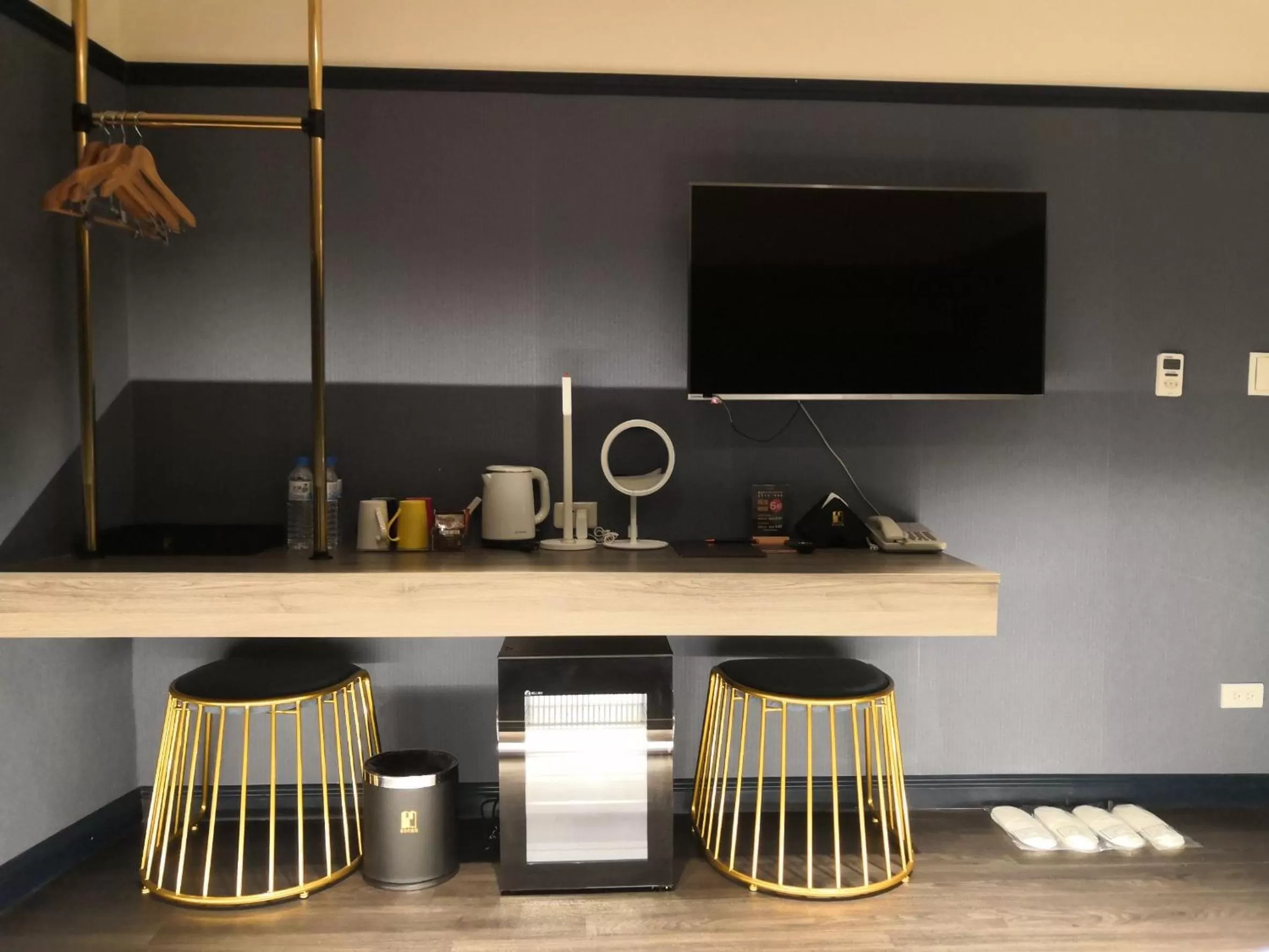 Standard Quadruple Room-No Window in Q21 Hotel