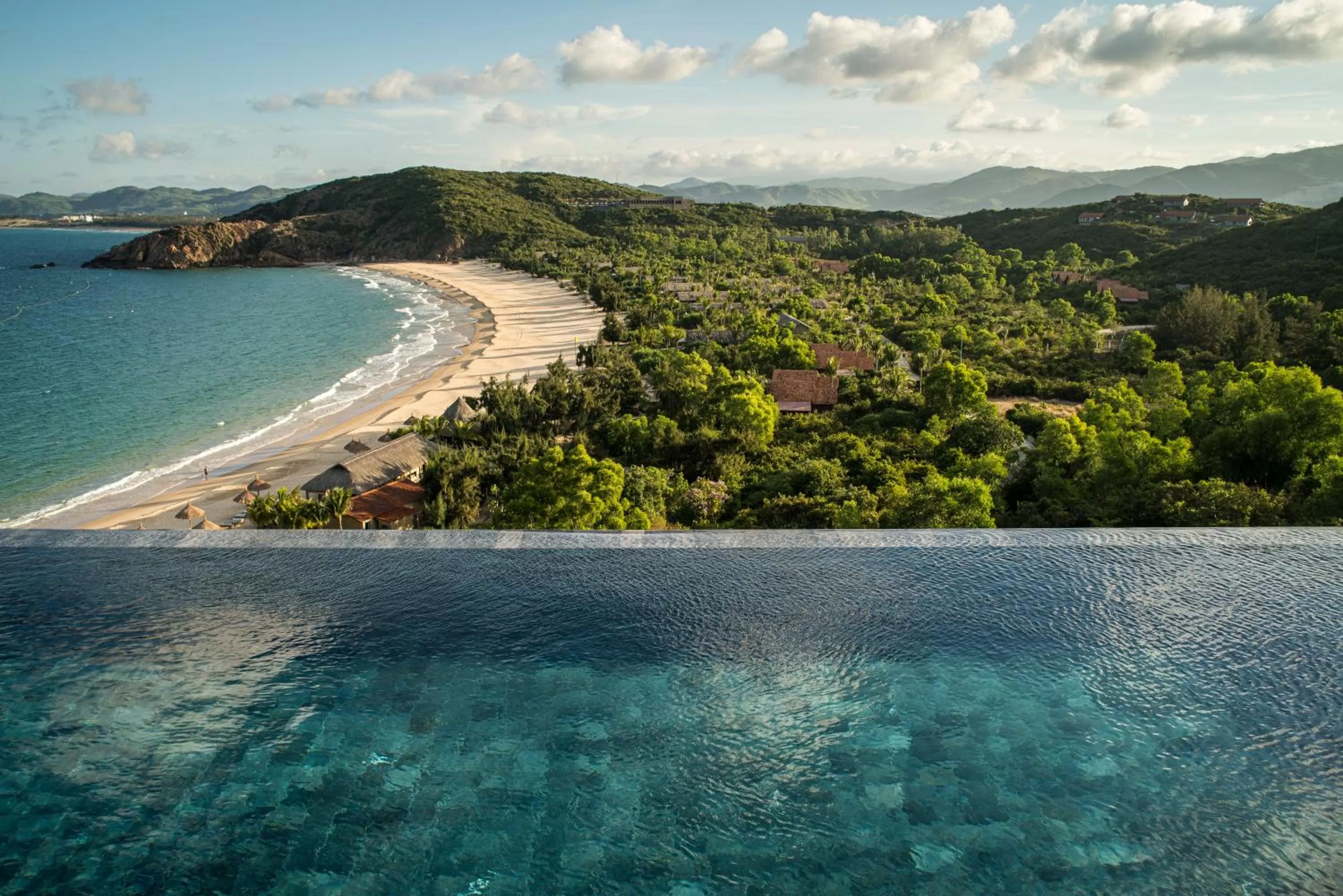 Four-Bedroom Grand Bay Pool Villa in Zannier Bai San Hô
