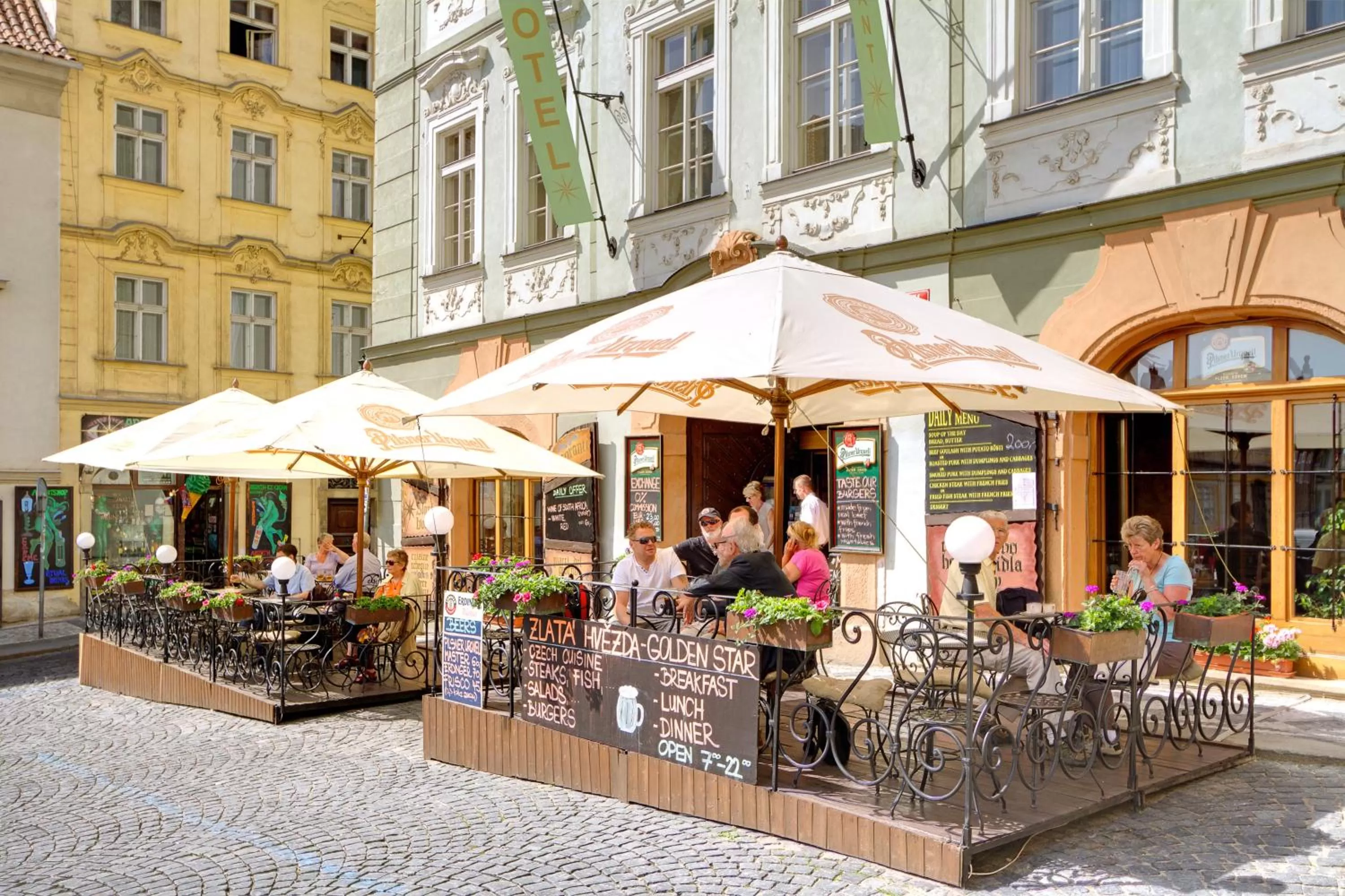 Restaurant/places to eat in Golden Star