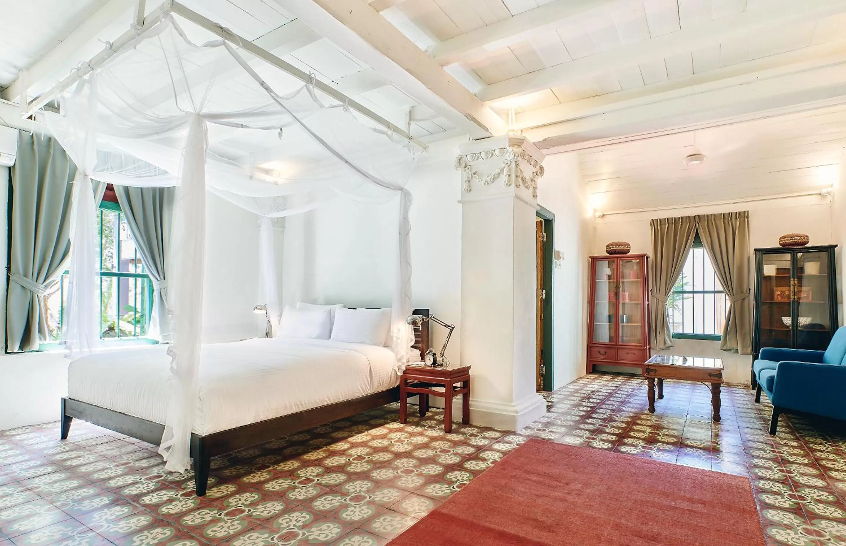 King Bed Suite - Colonial House 2 in Temple Tree Resort