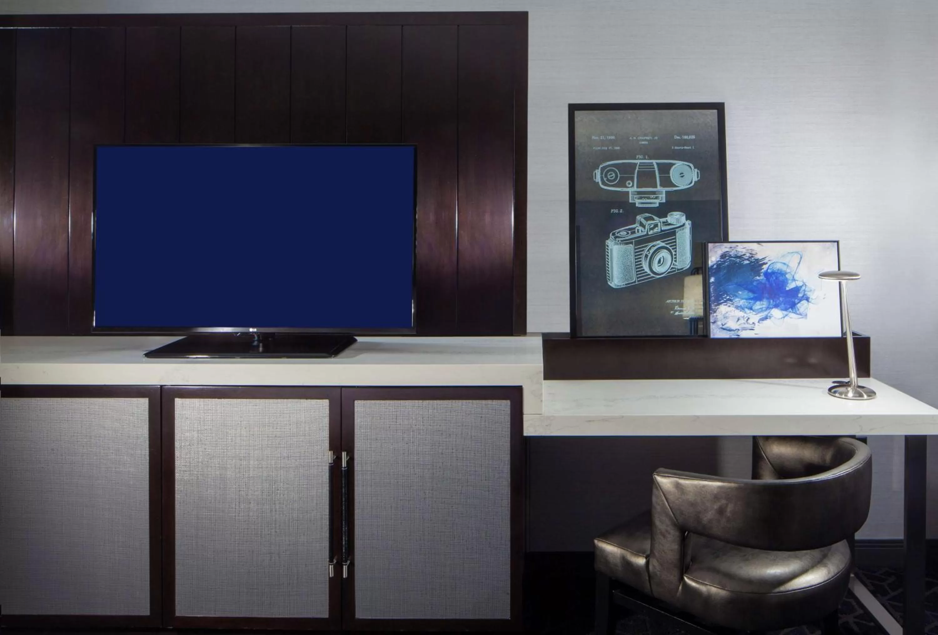 Corner King Room - High Floor in Hilton Boston Back Bay