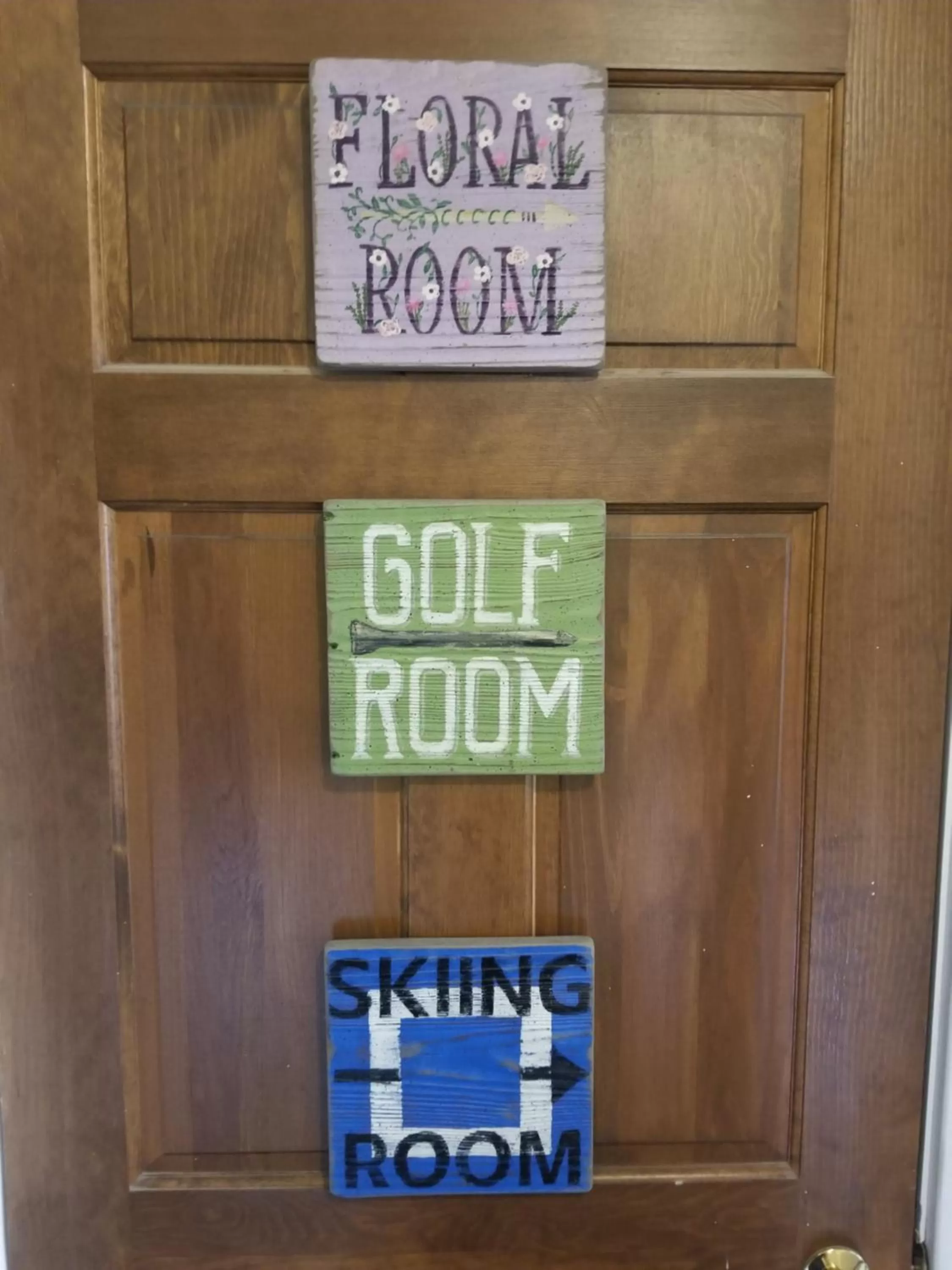 Superior King Room in Charlevoix House