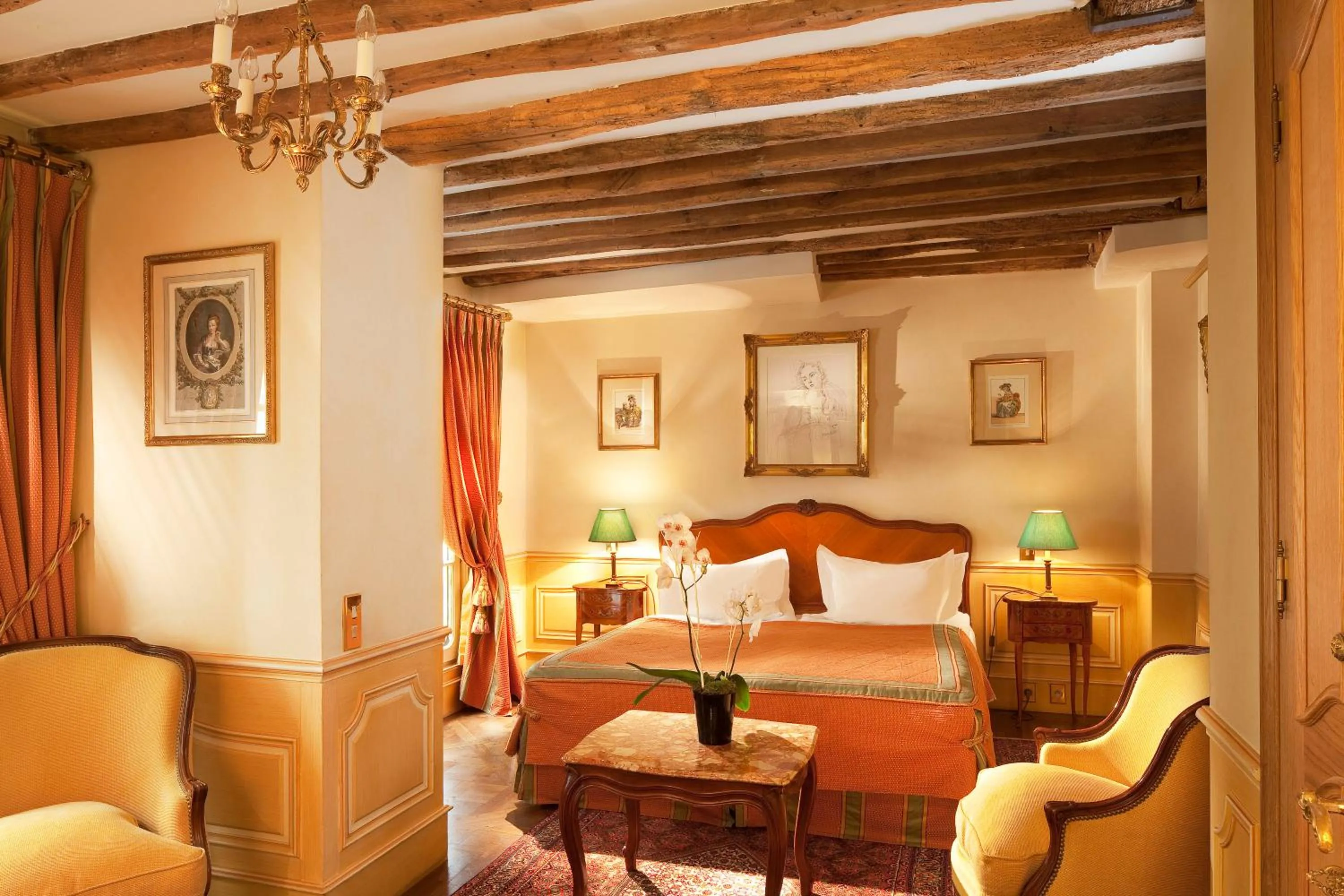 Executive Double Room in Hotel Luxembourg Parc