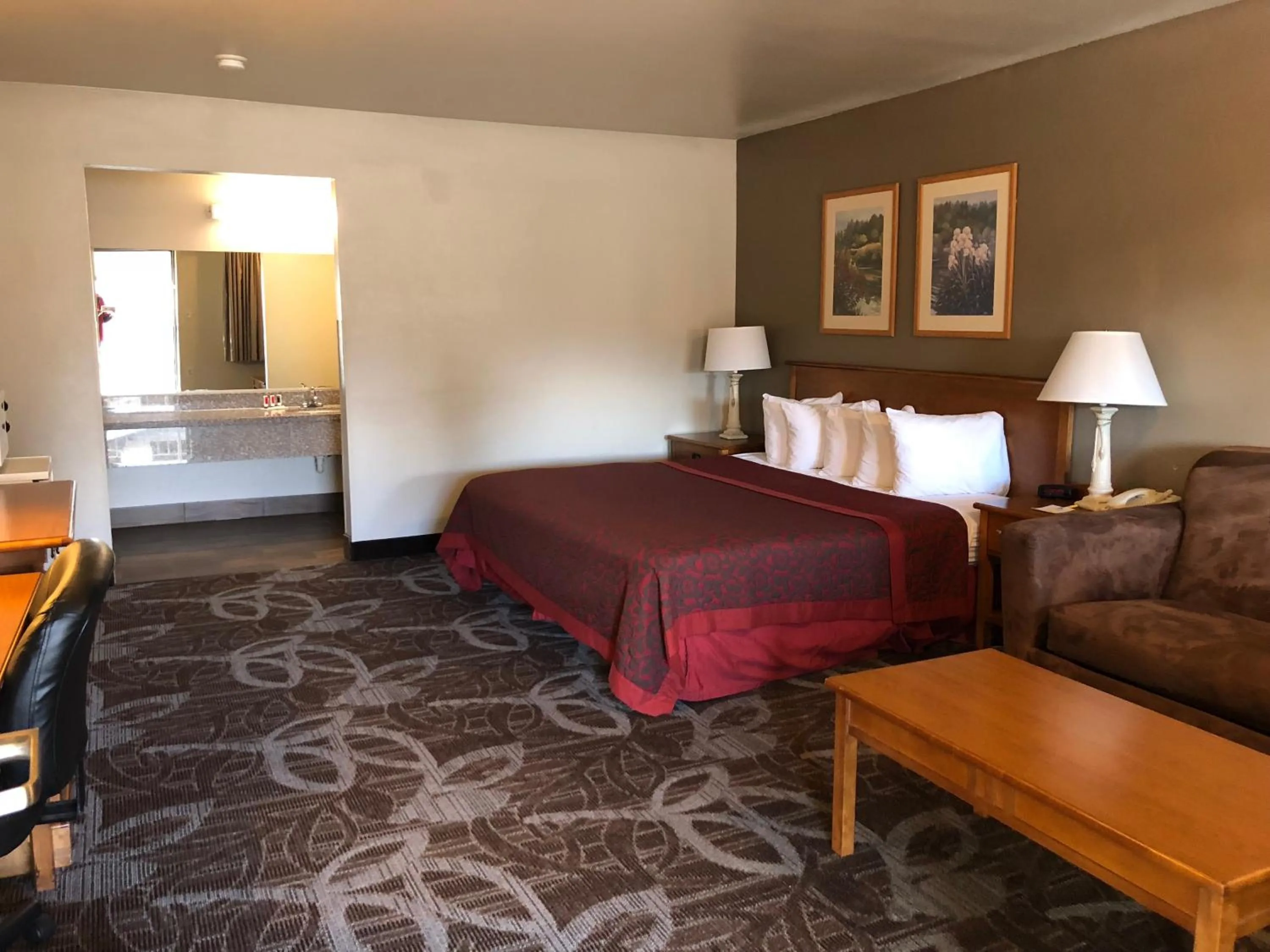 King Room - Disability Access/Non-Smoking in Days Inn by Wyndham Provo