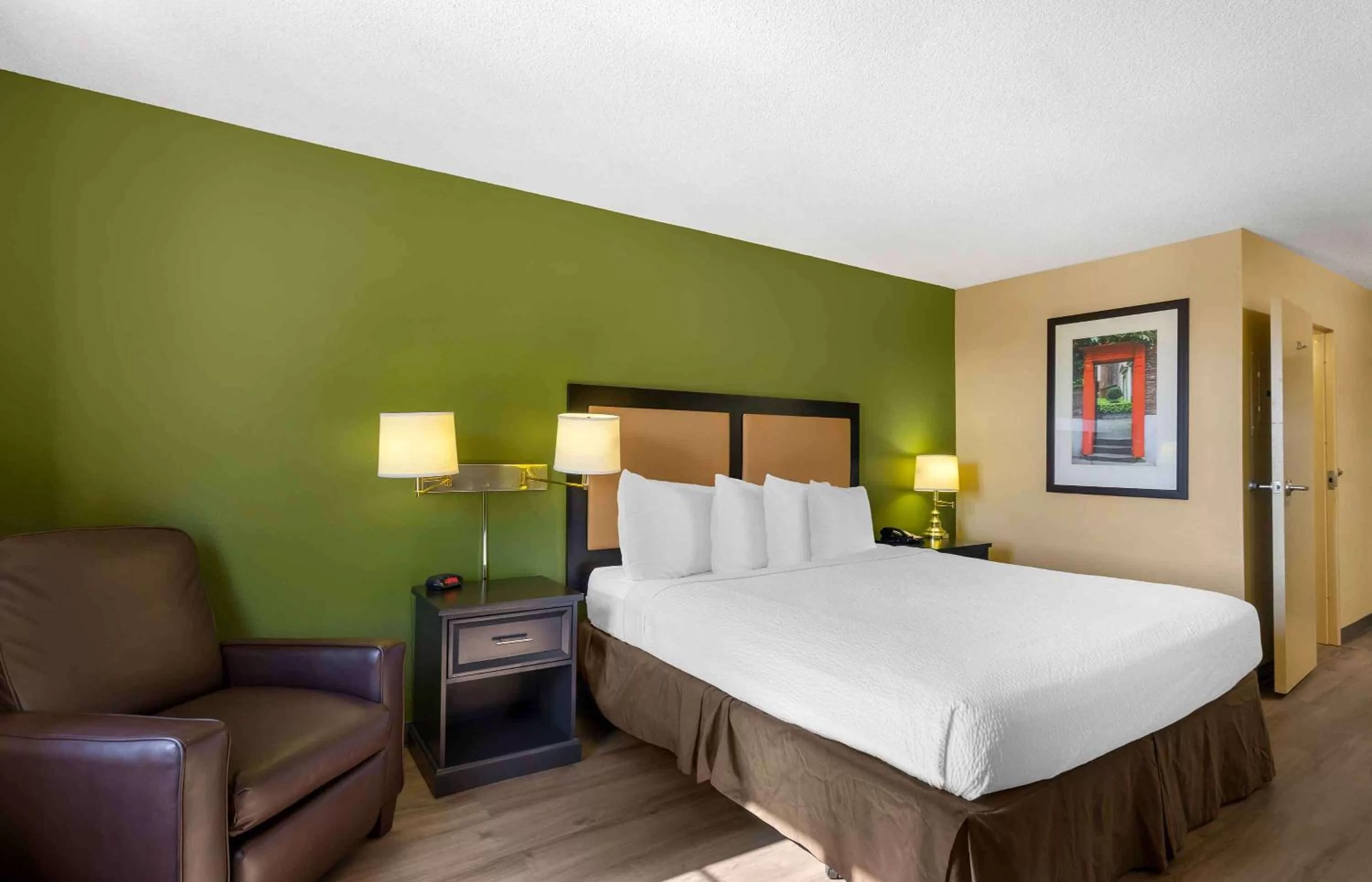 King Studio - Non-Smoking in Extended Stay America Select Suites - Raleigh - RDU Airport
