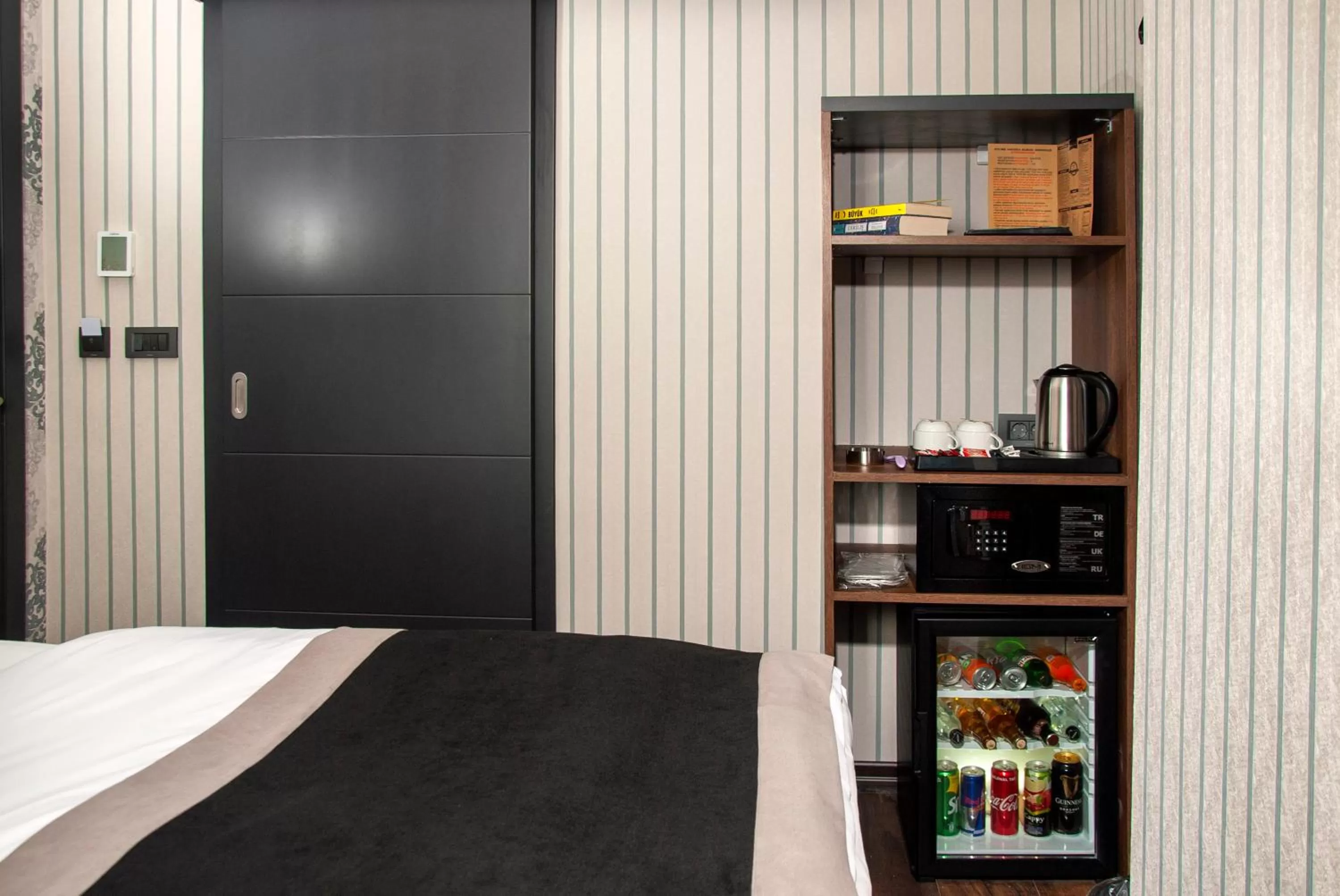 Twin Room - single occupancy in Hotel Bossuite Business