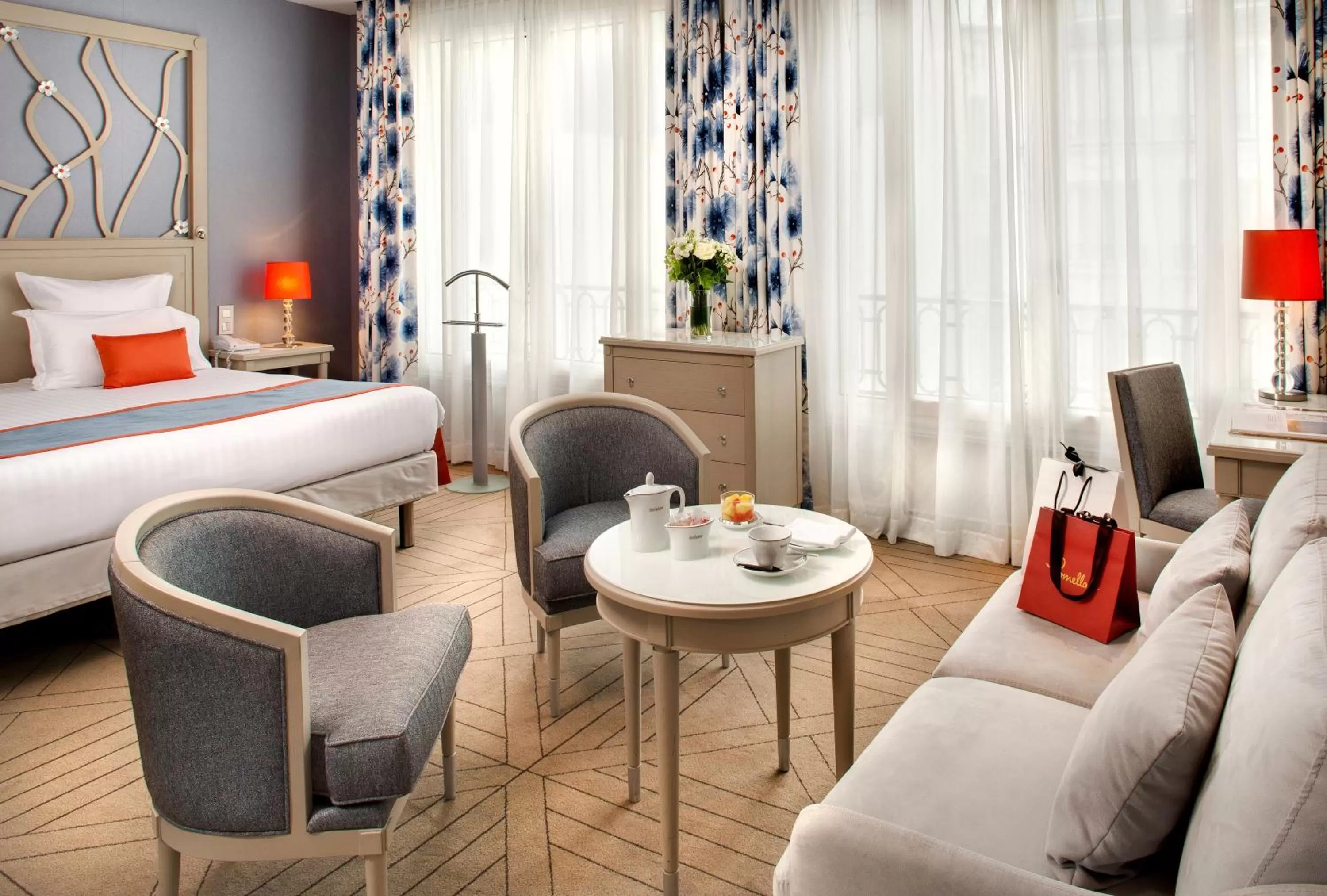 Deluxe Double or Twin Room in Rochester Champs Elysees