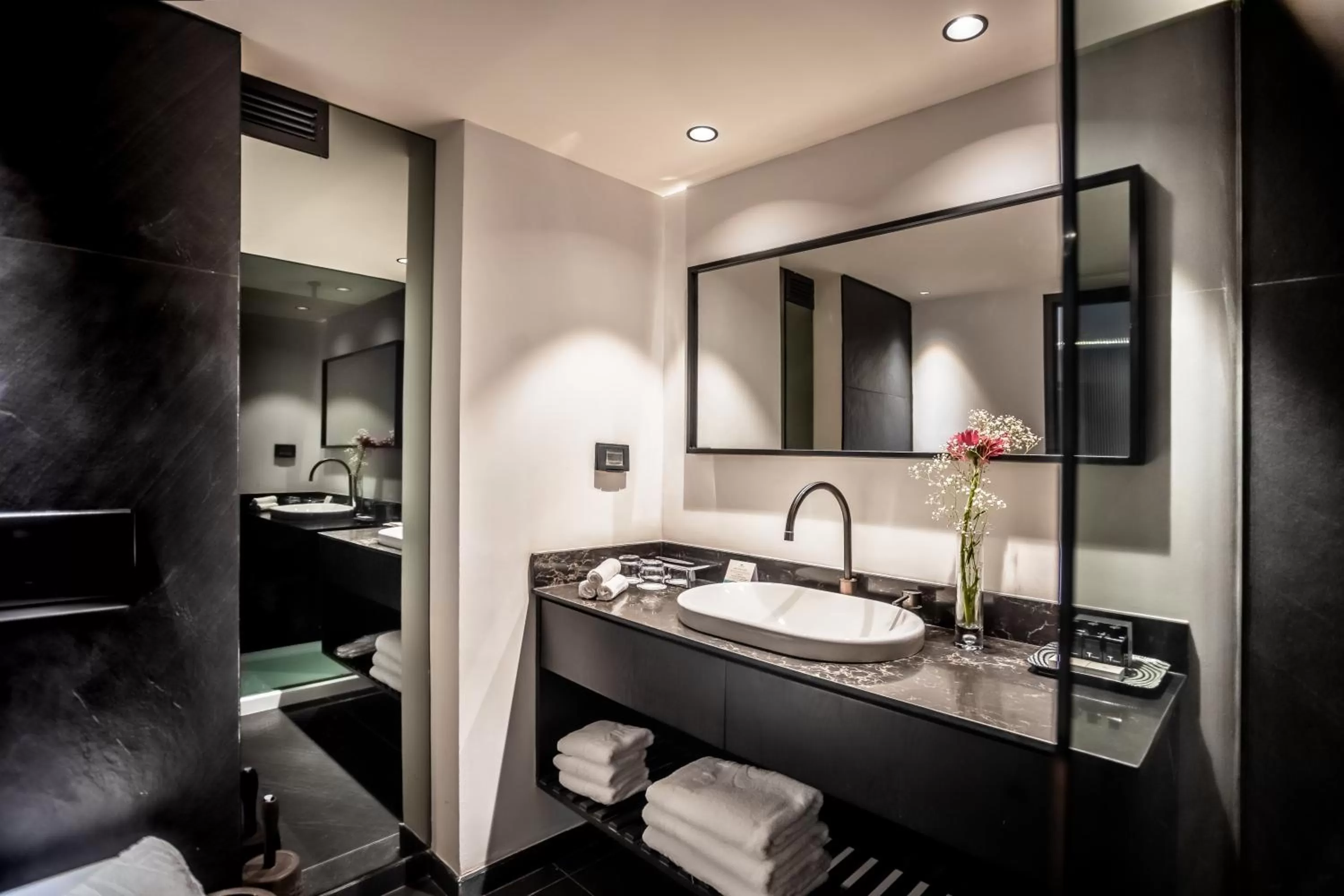 Shizen Room with Balcony and Sea View in Daniel Herzliya Hotel