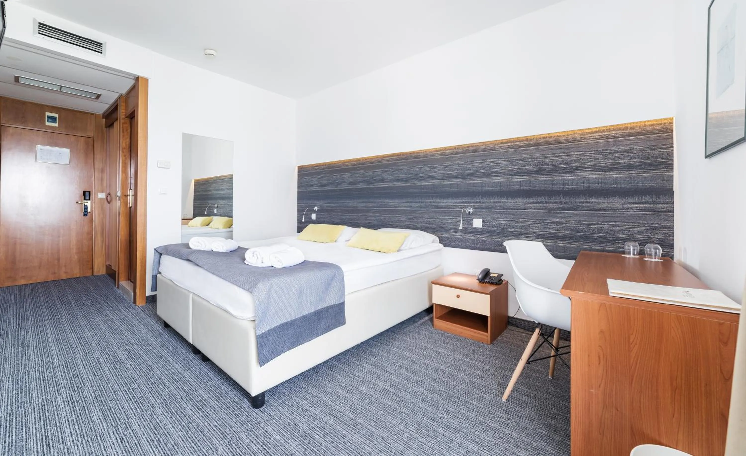 Bed in Hotel Punta