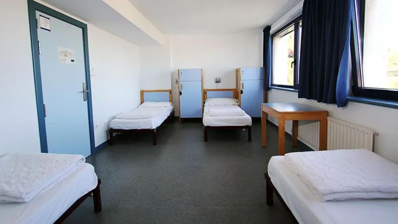 Quadruple Room with Shared Bathroom in Bilbao Hostel