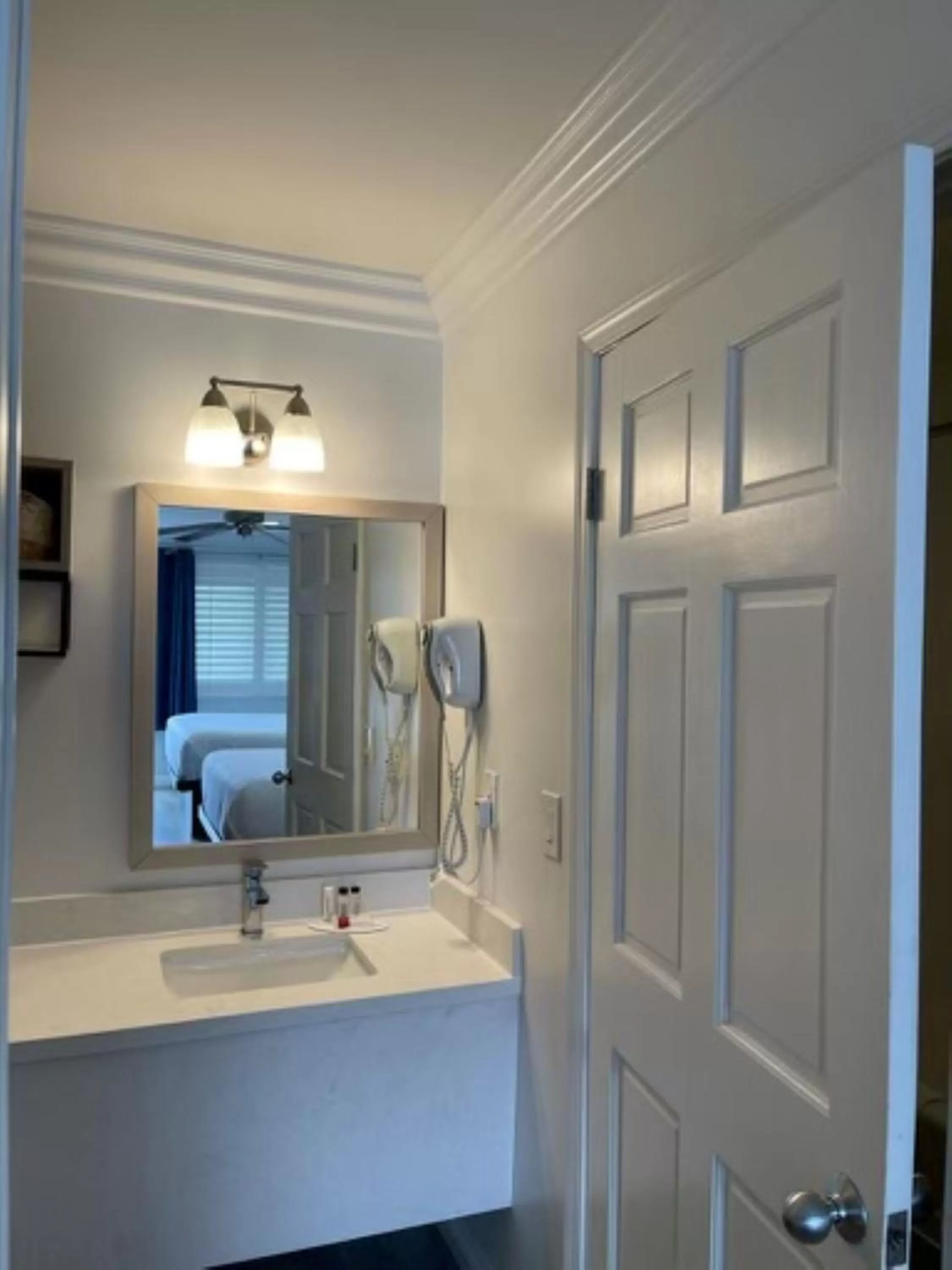 Two Bedroom Suite Non Smoking in Ramada by Wyndham Redondo Beach