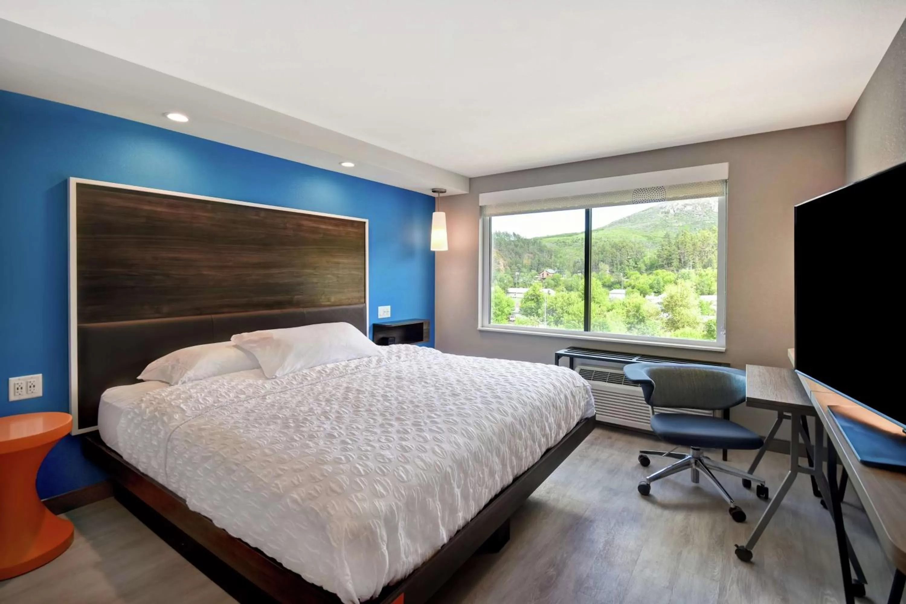King Room in Tru By Hilton Deadwood