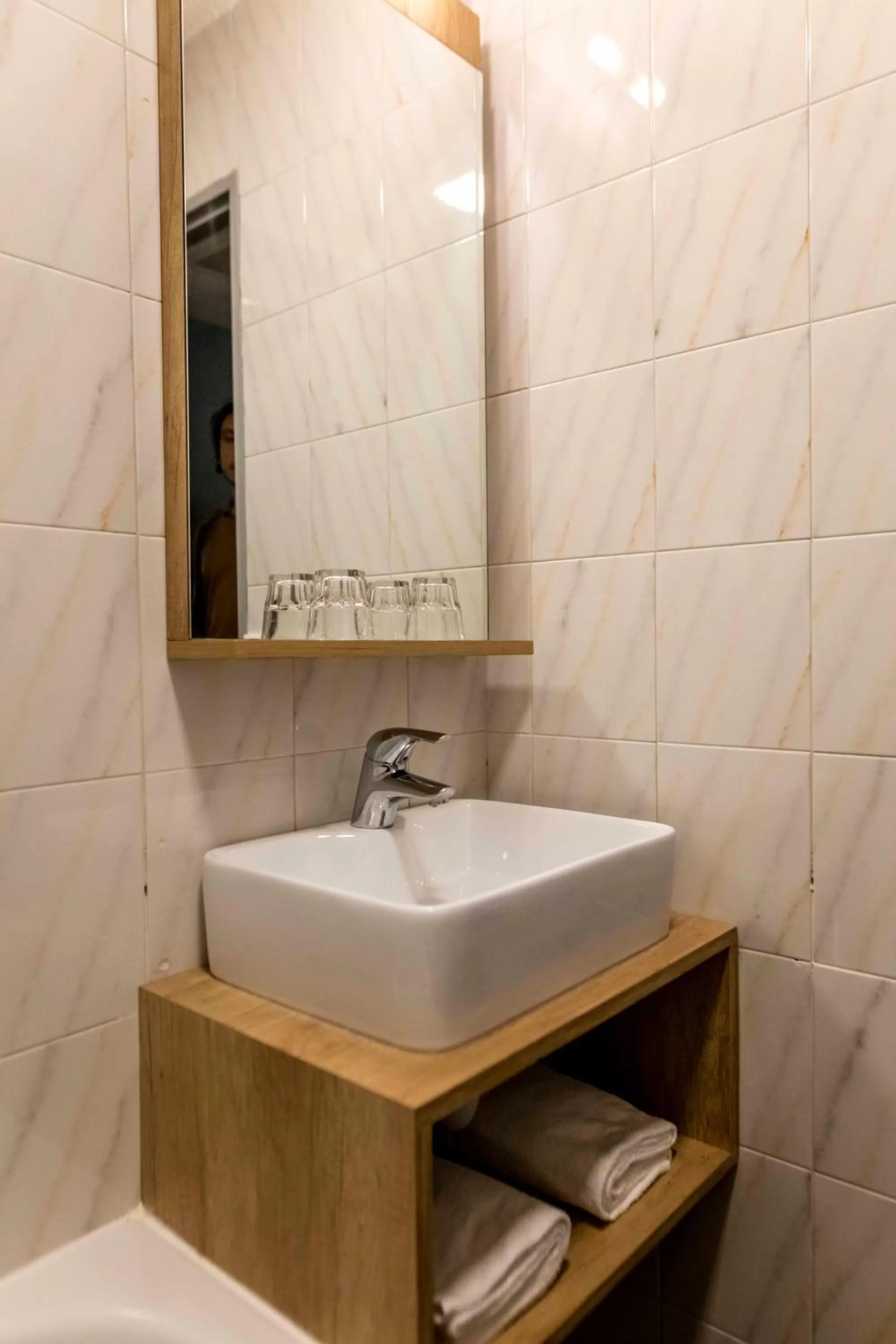 Twin Room in Ostal Pau Universite - Sure Hotel Collection by Best Western
