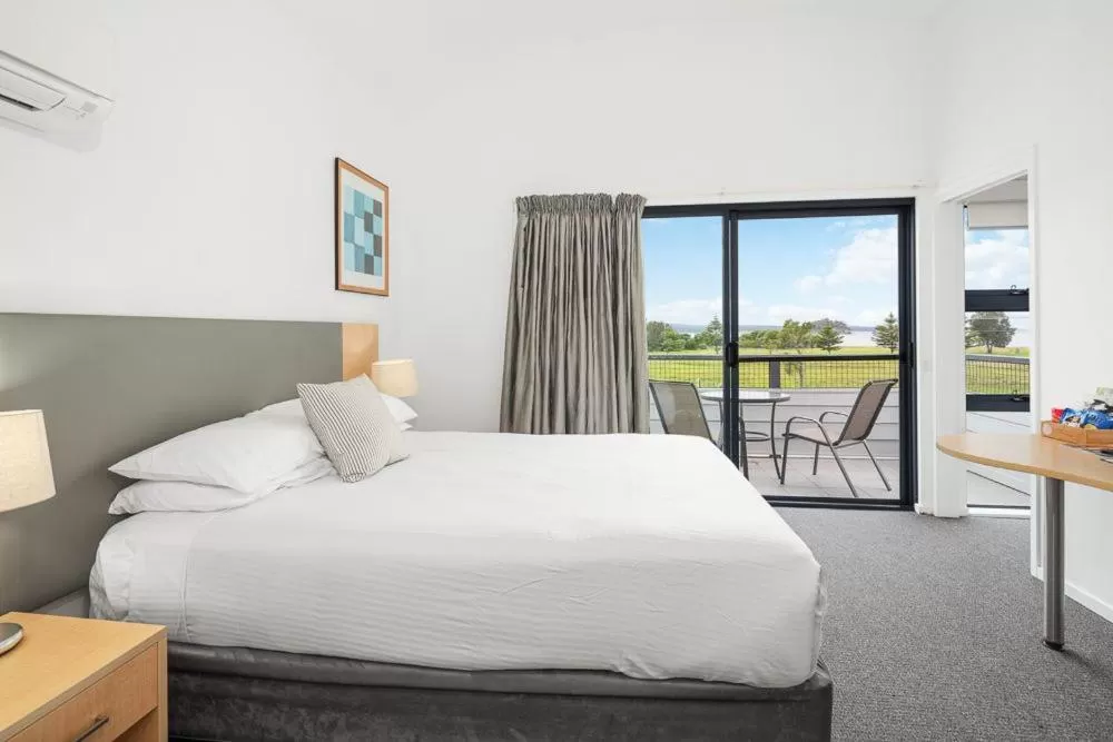 Studio with Bay View  in Corrigans Cove