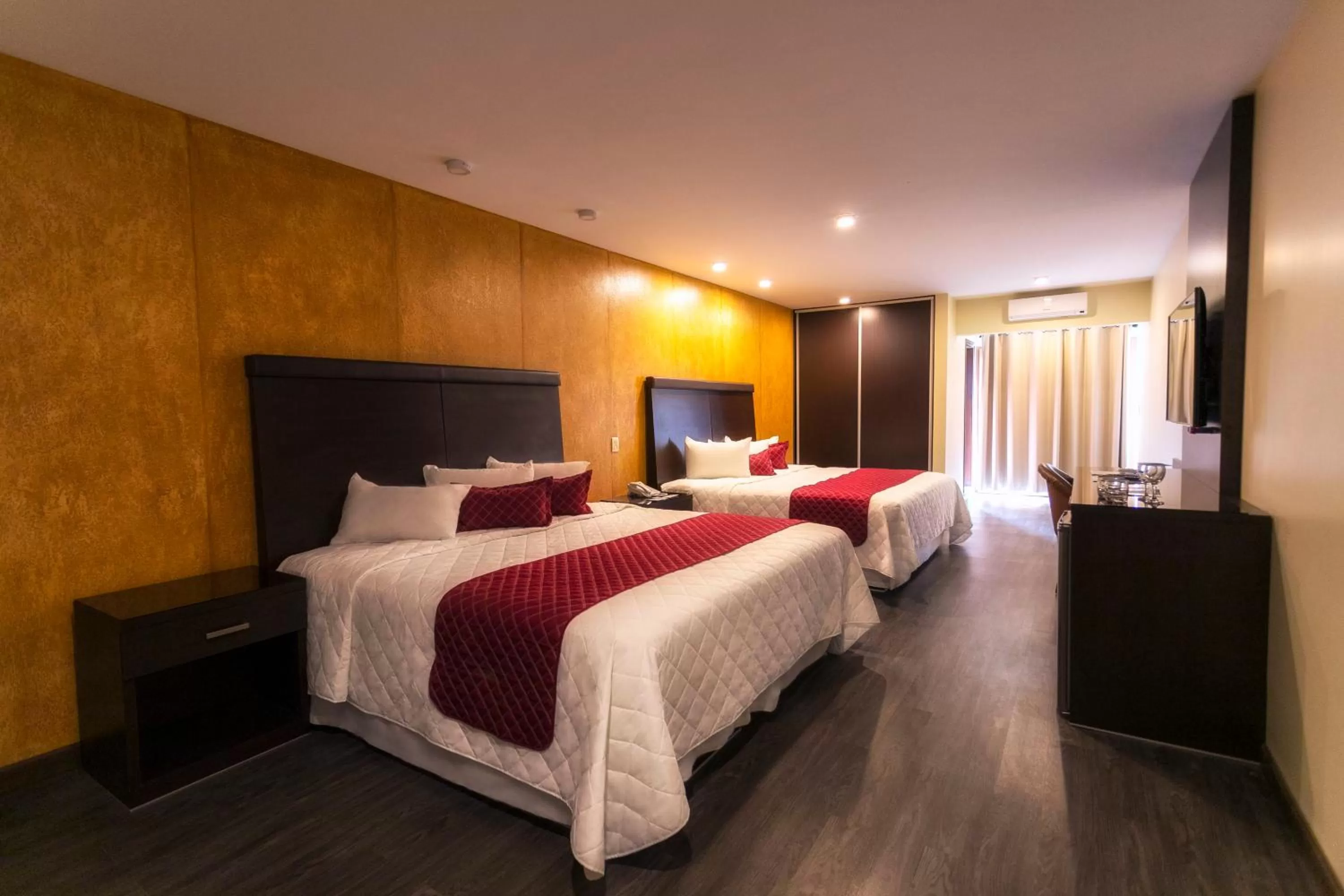 Suite Twin in Gran Hotel Cochabamba