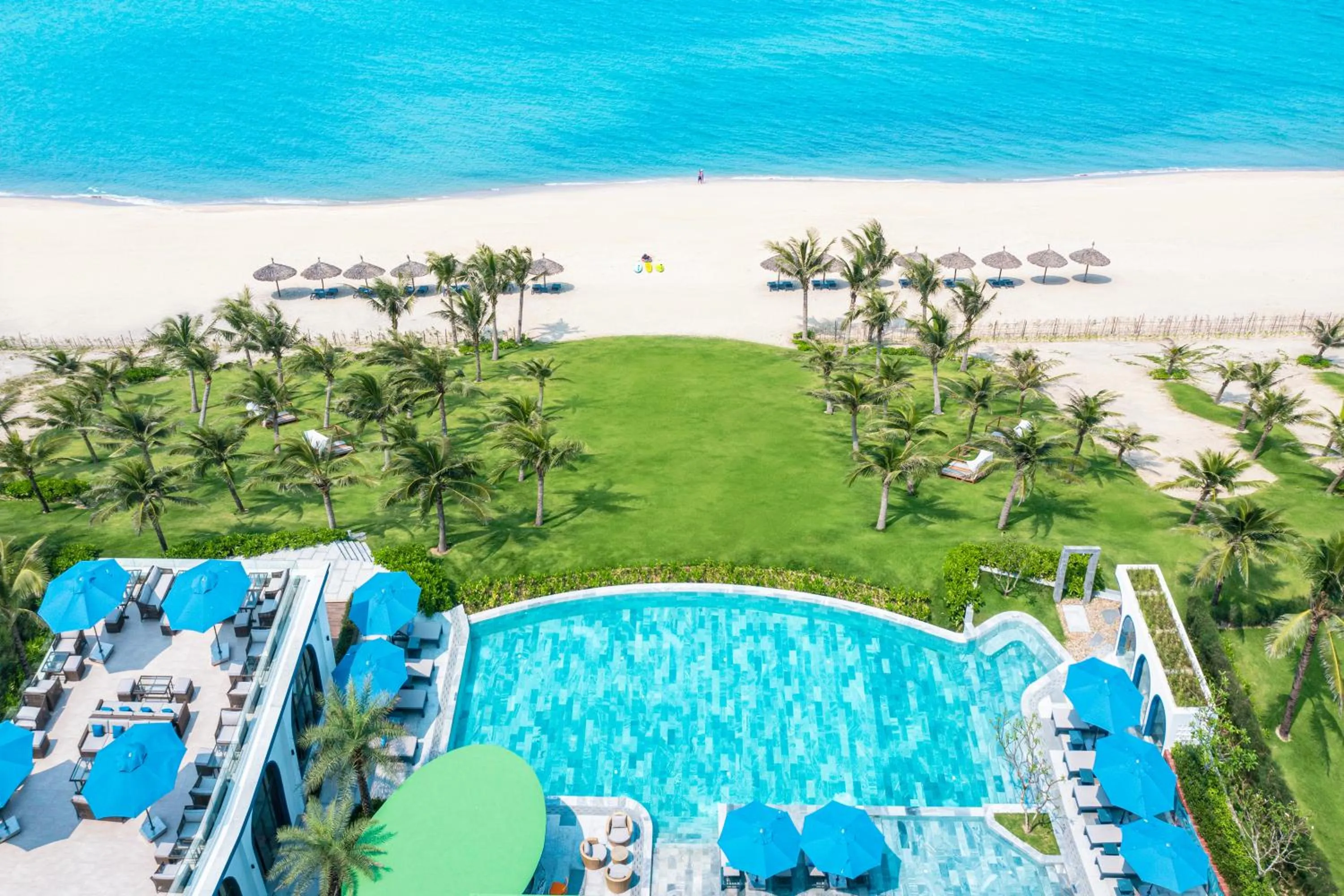 Wyndham Hoi An Royal Beachfront Resort & Villas