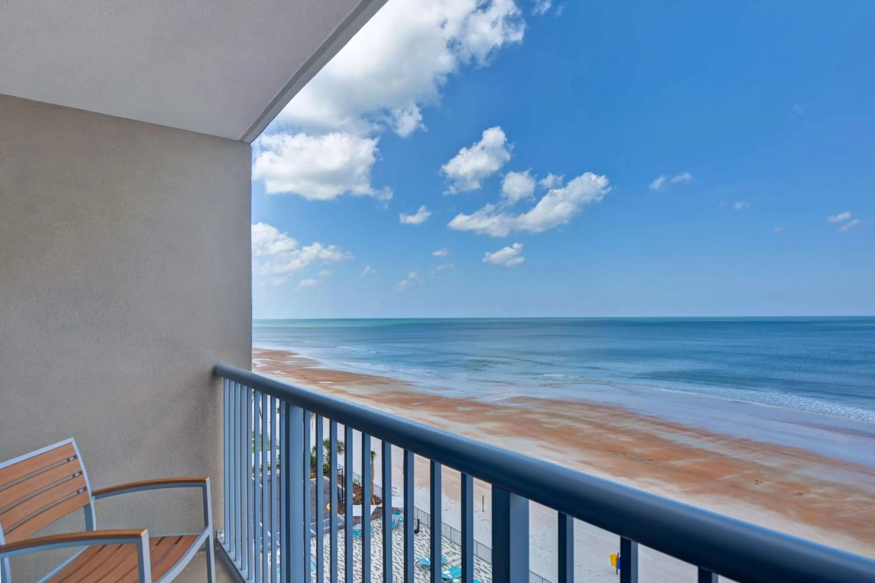 King Studio Suite with Ocean Front in Home2 Suites Ormond Beach Oceanfront, FL
