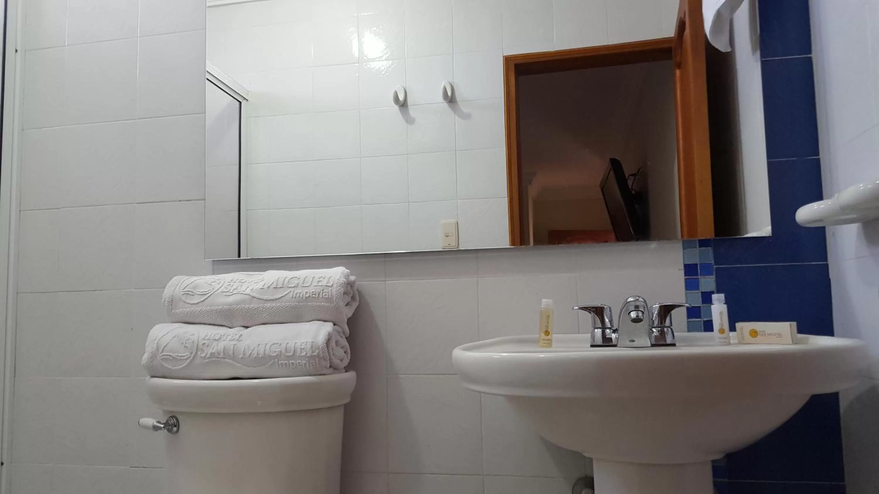 Twin Room in Hotel San Miguel Imperial