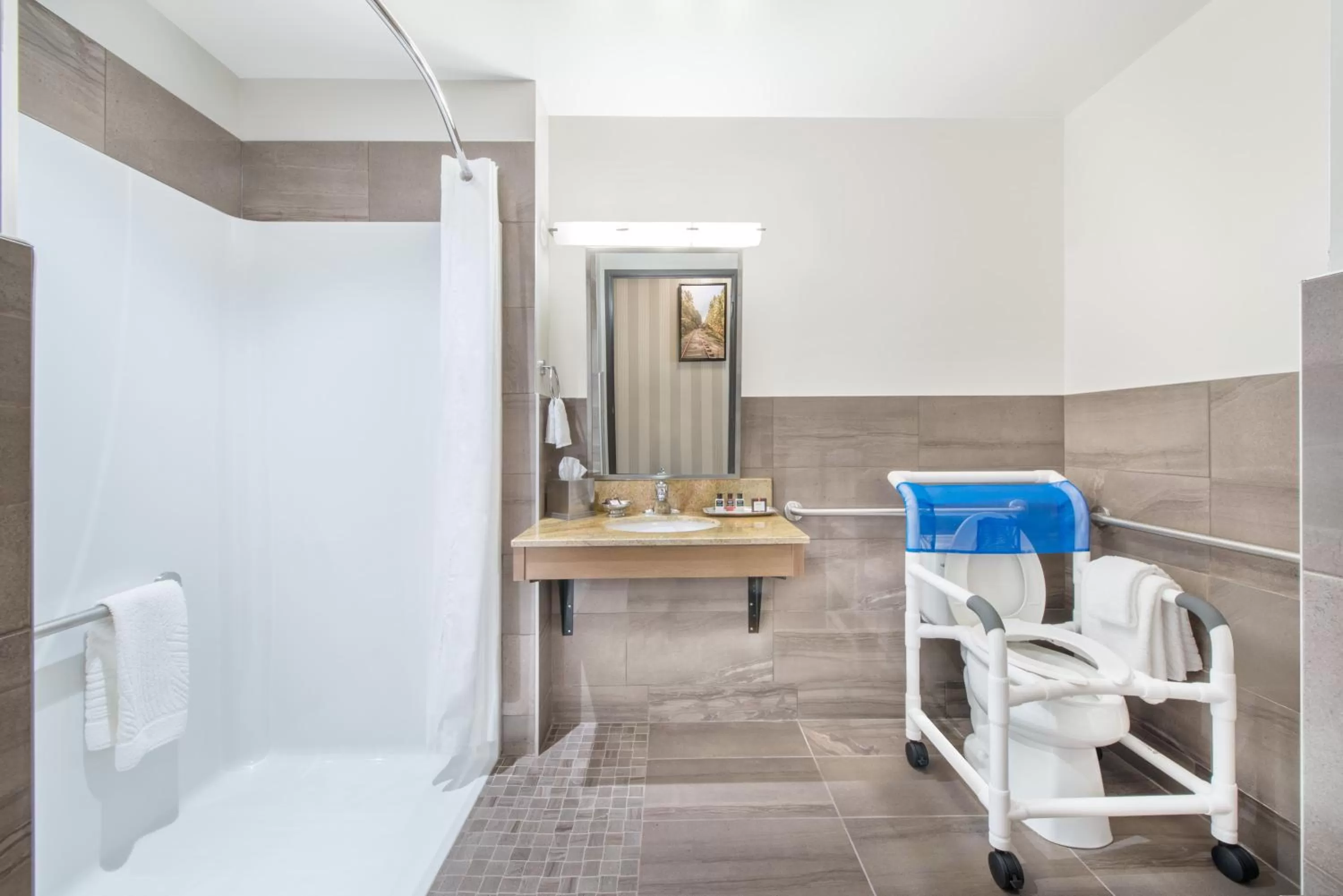 King Room - Disability Access in Hotel 11, MOD A Sonesta Collection