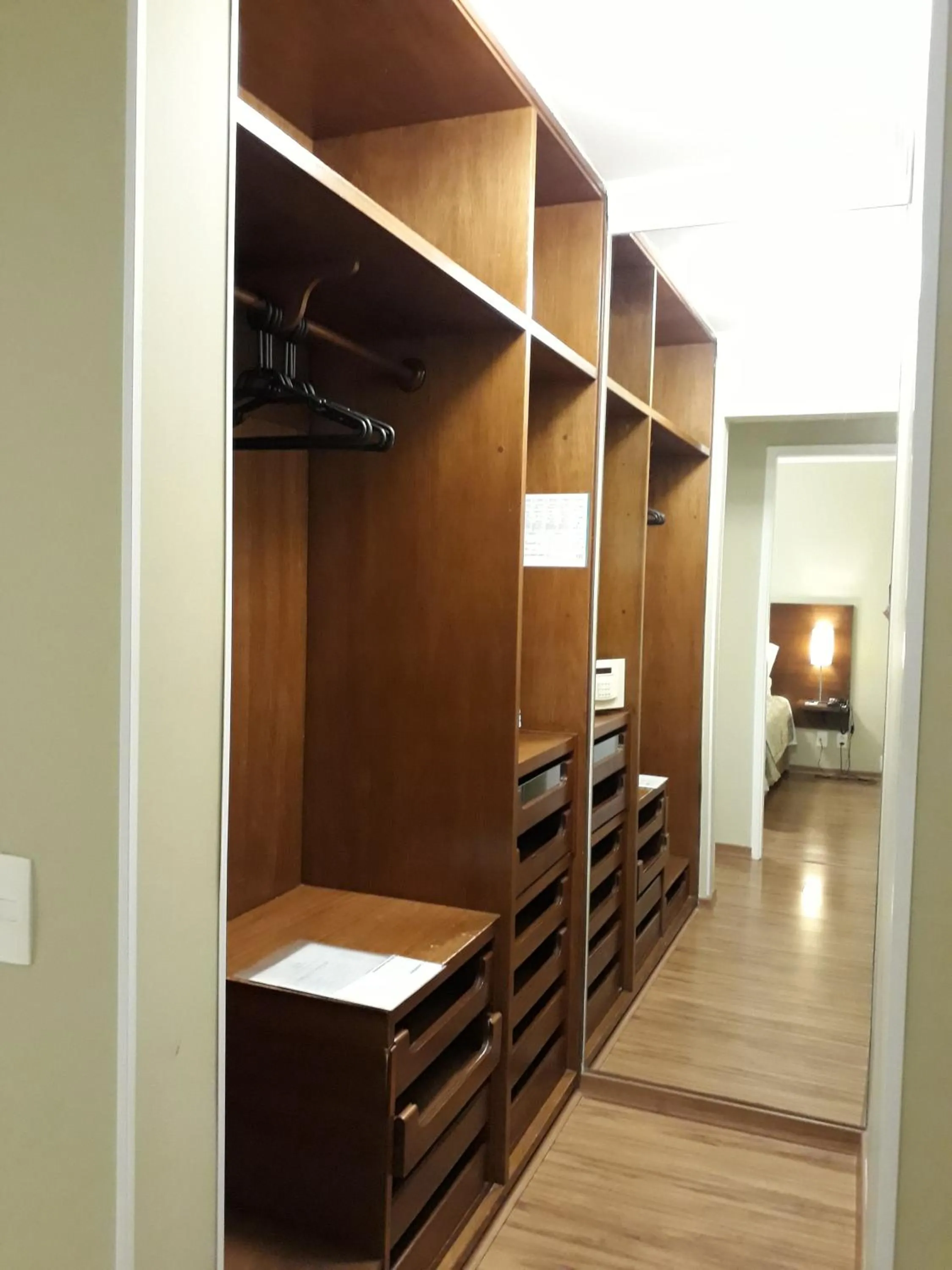 Superior Family Room in Matiz Manhattan