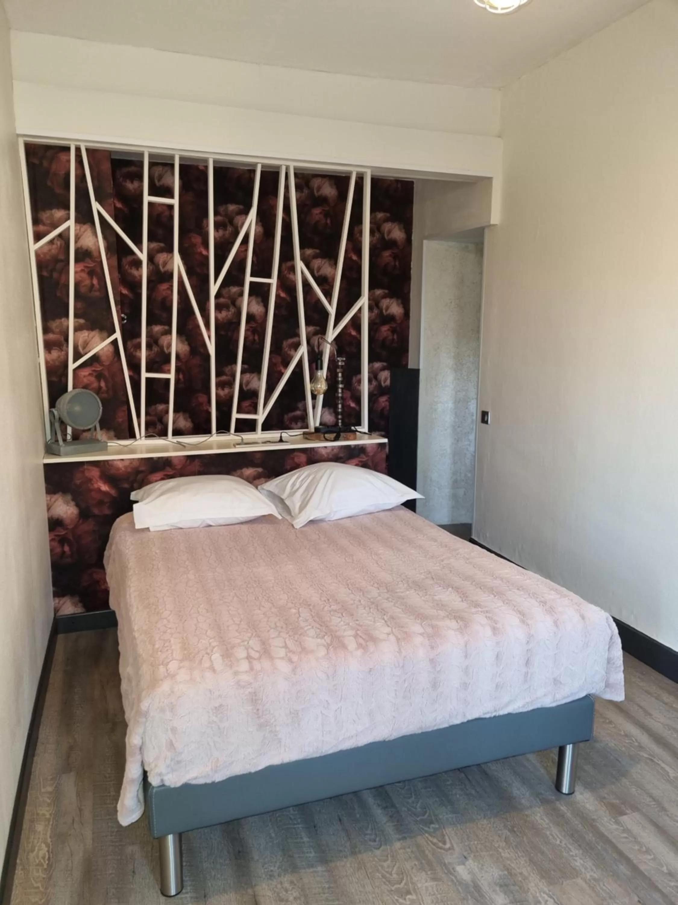 Double Room in Hotel Café de la Gare