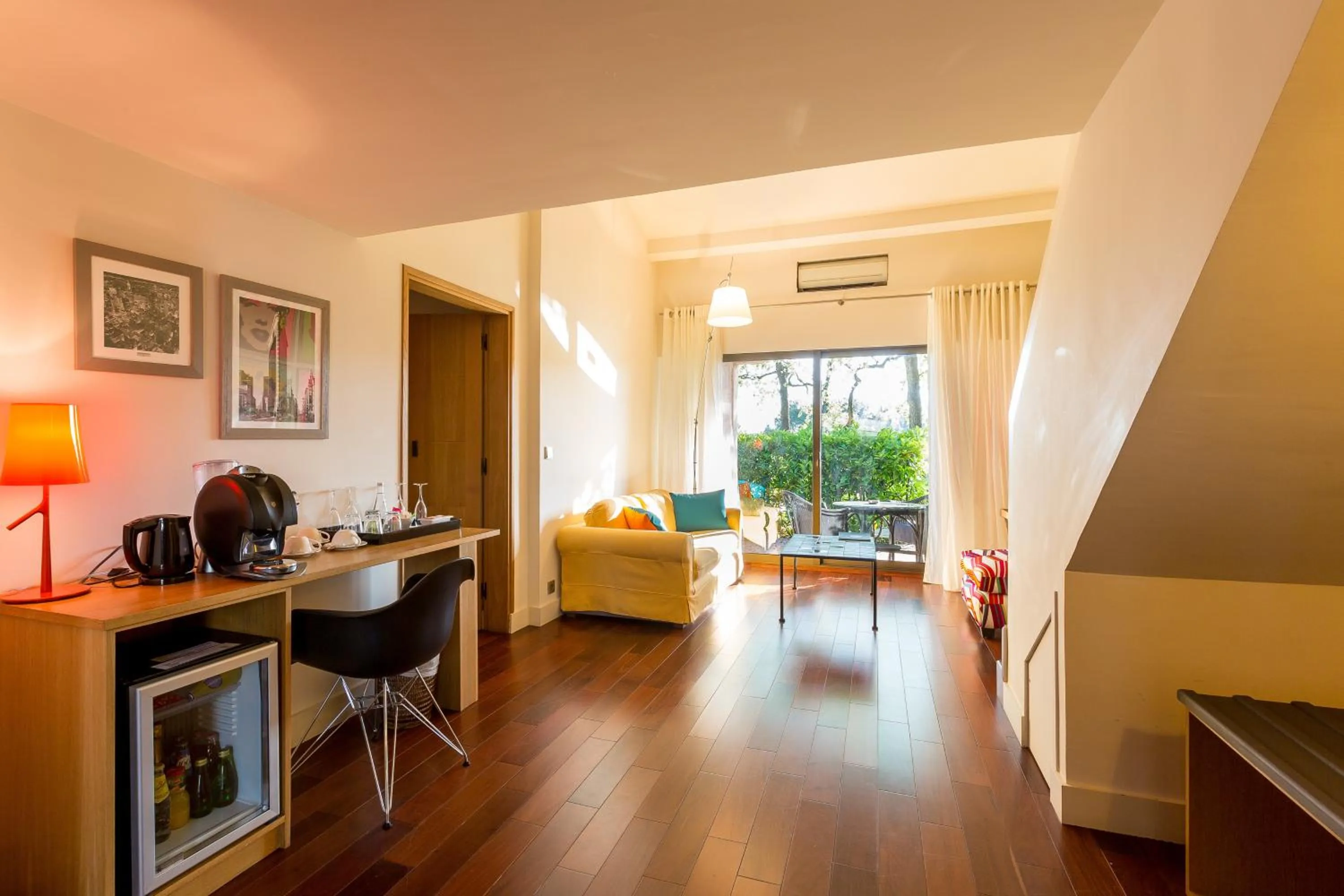 Family Suite with Spa Access in Hotel****Spa & Restaurant Cantemerle