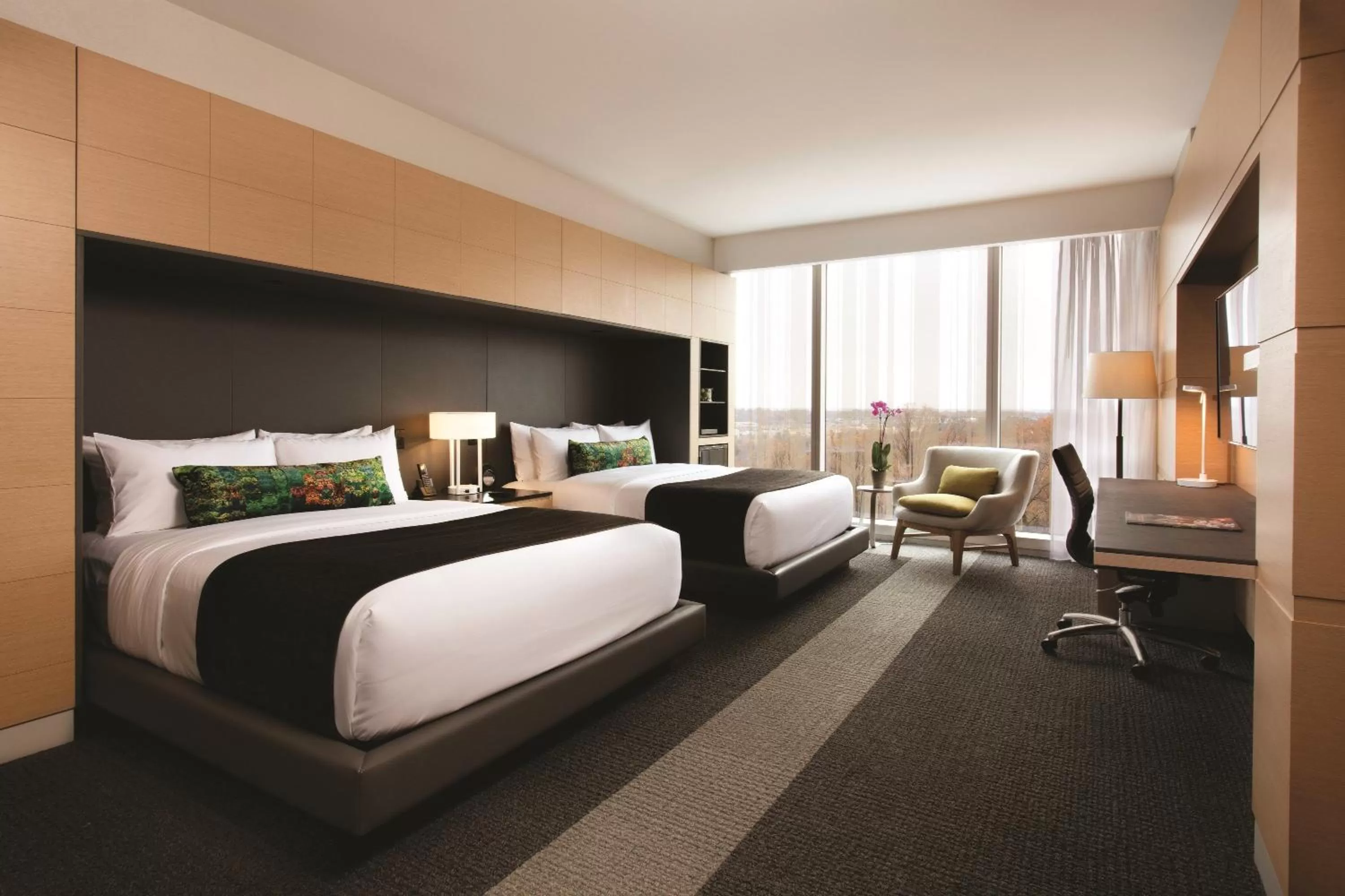 Stay Well Capital Queen in MGM National Harbor