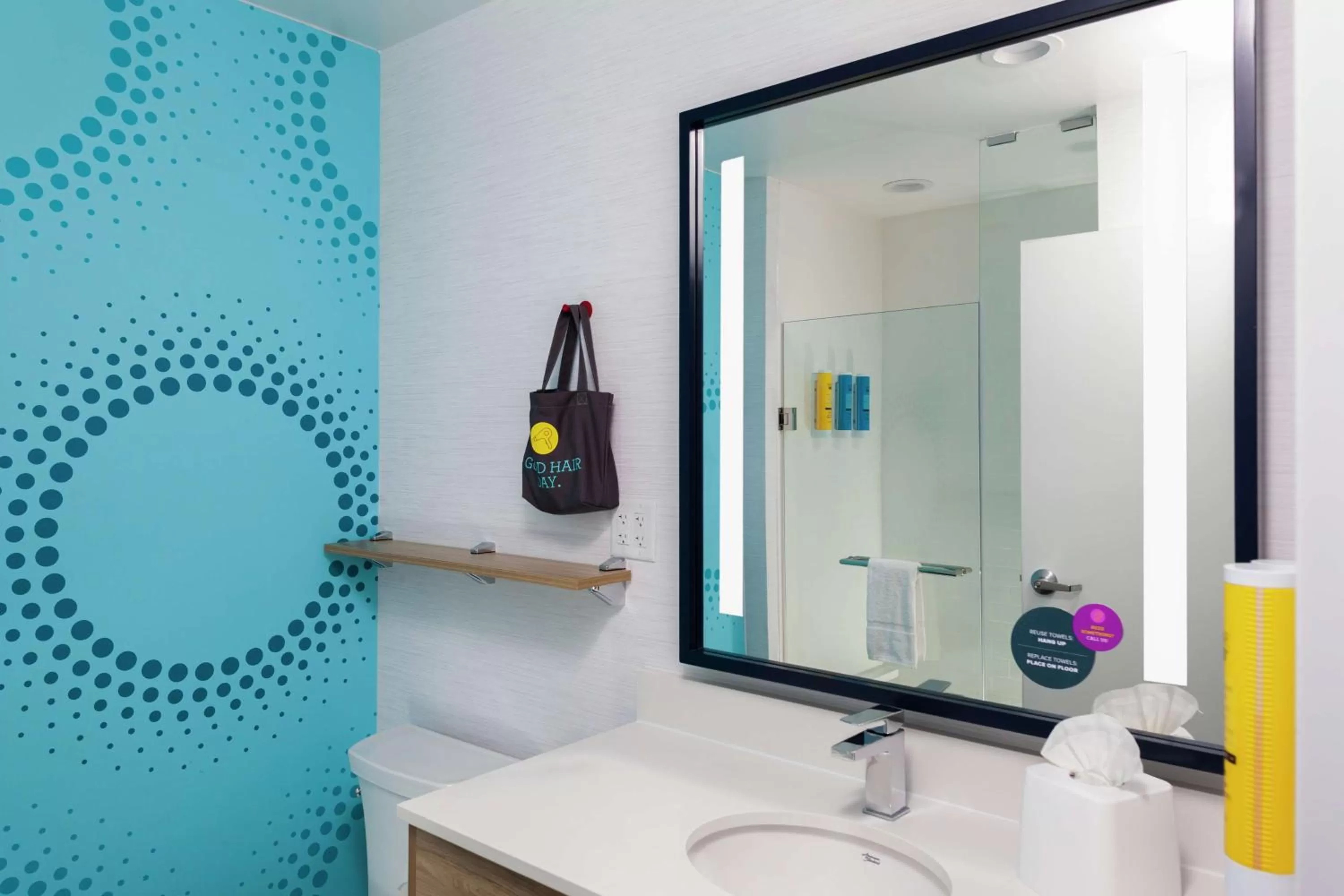 King Room - Hearing Accessible in Tru by Hilton Round Rock