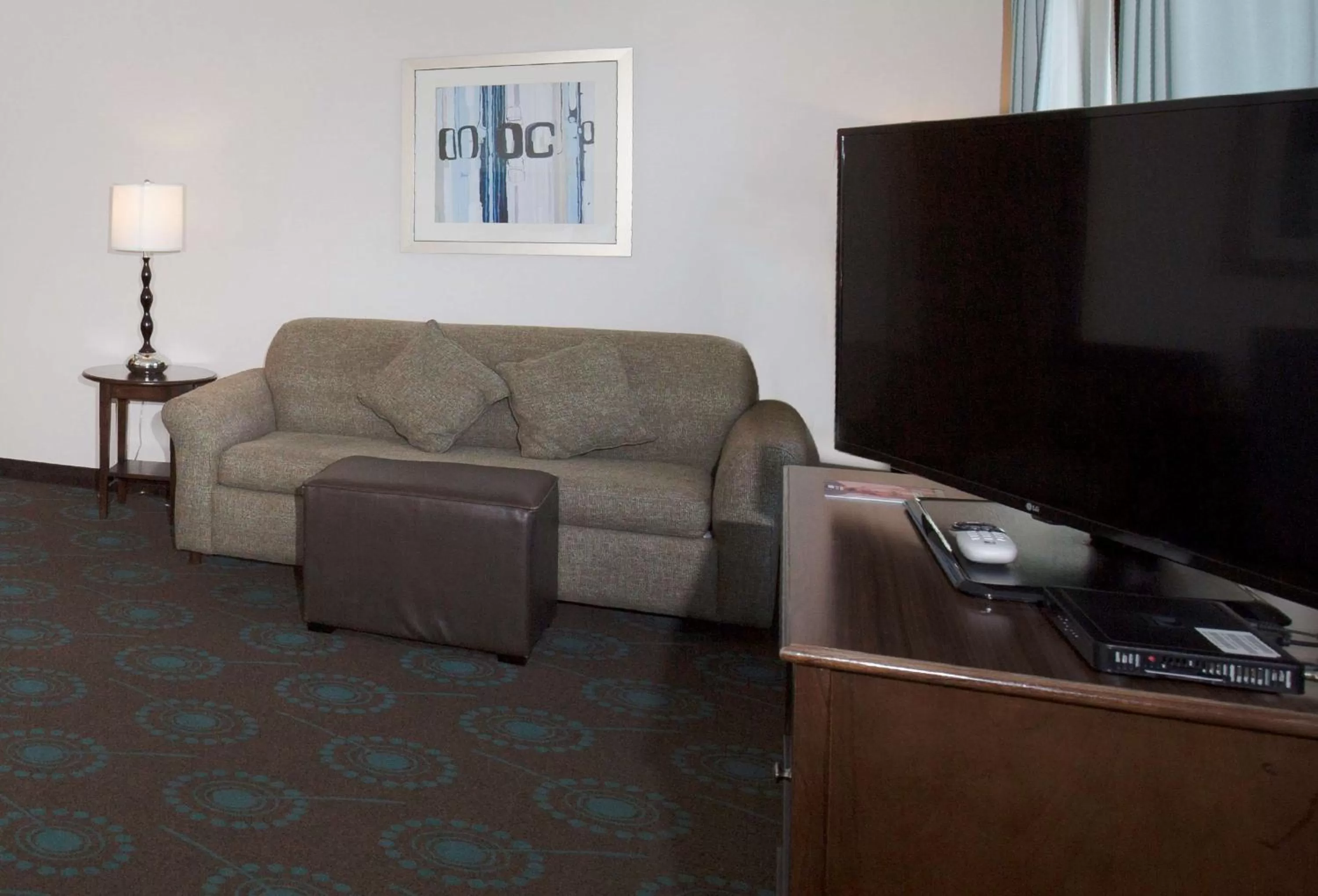 King Studio Suite with Sofa Bed - Non-Smoking in Hampton Inn & Suites Suisun City Waterfront