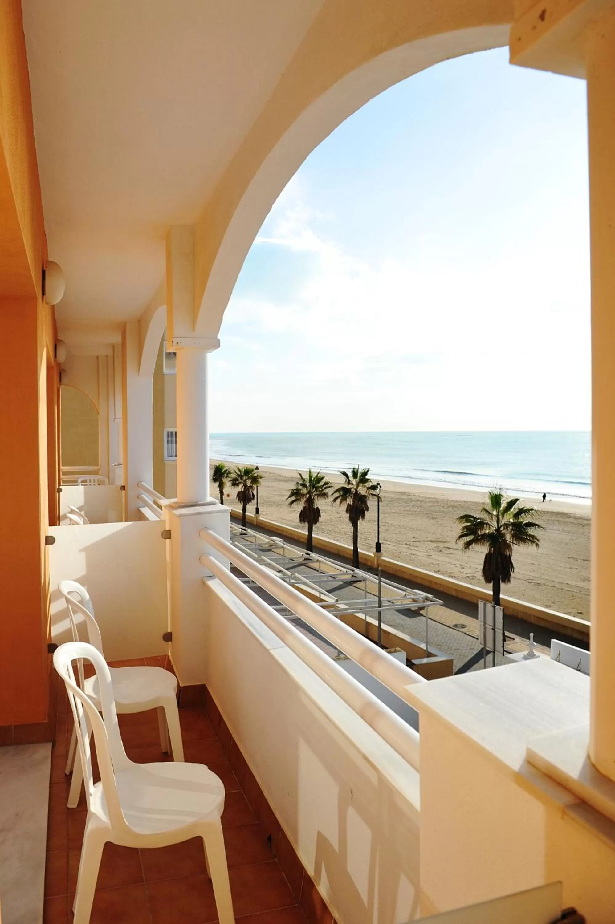 Double or Twin Room with Sea View in Hotel Vértice Chipiona Mar