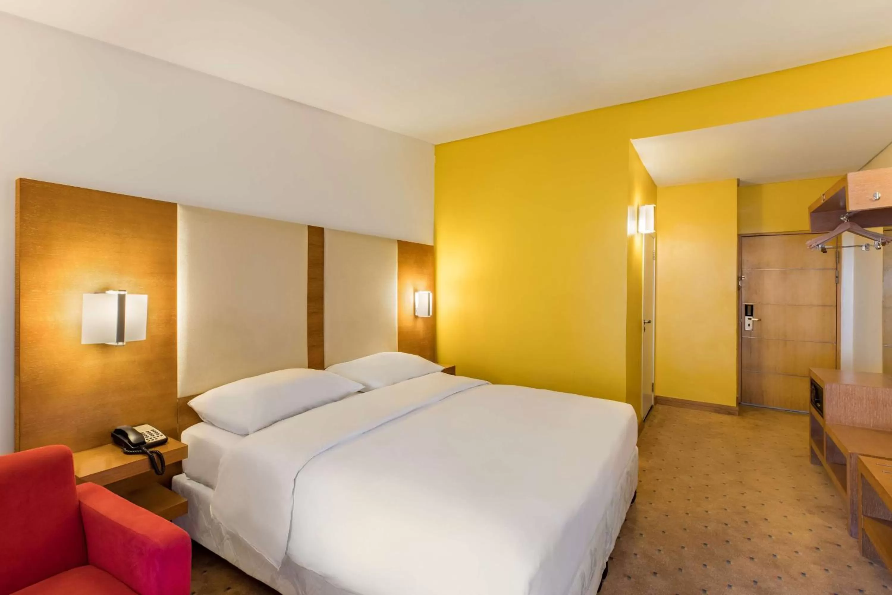 Standard Room - Ground Floor and Balcony in Park Inn by Radisson Abeokuta