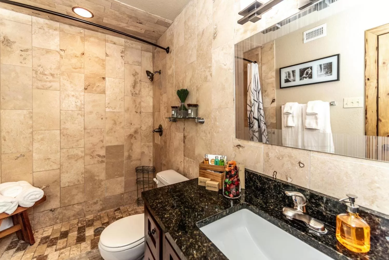 Two-Bedroom Apartment in 1700 South 2nd