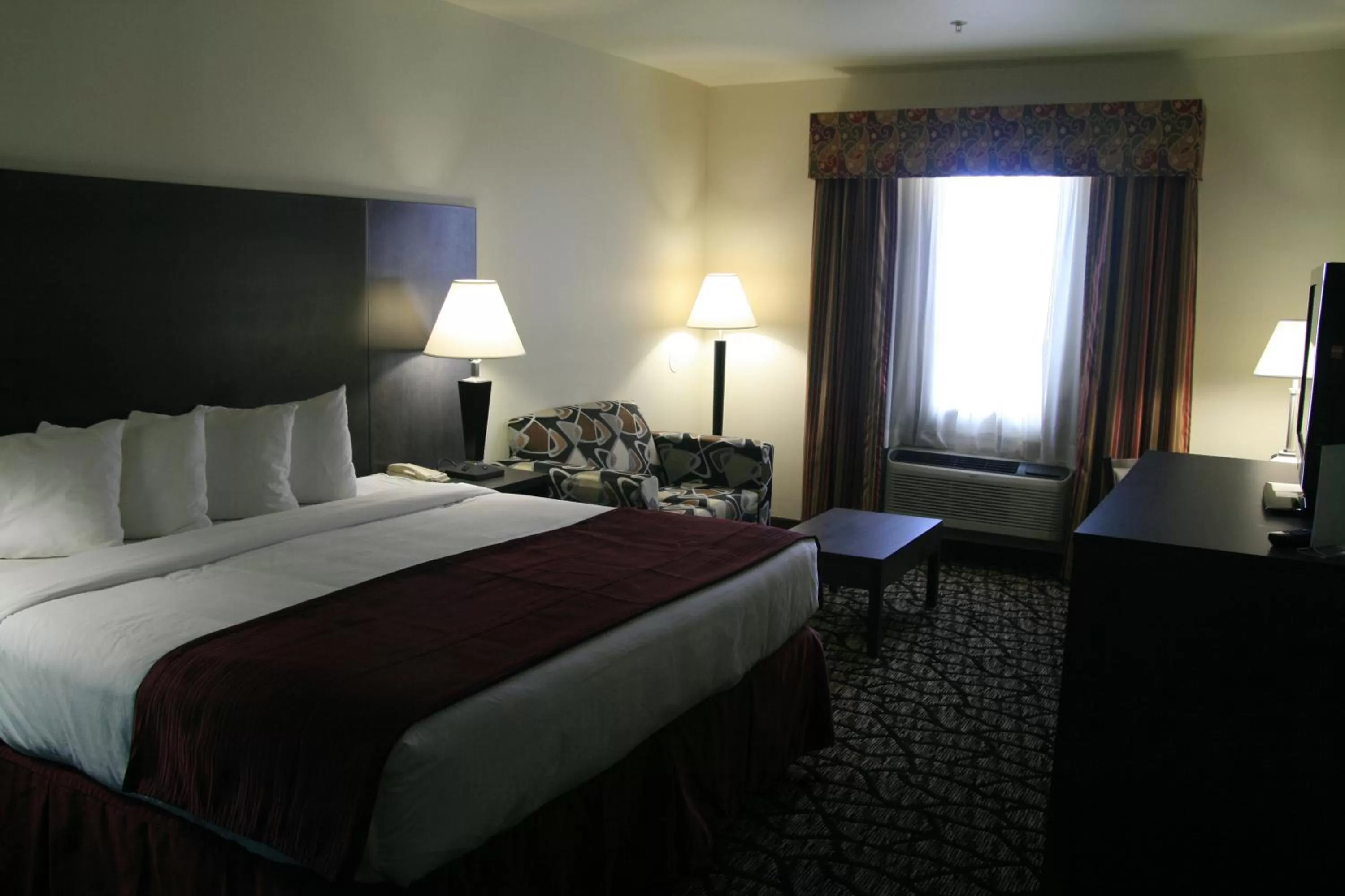 King Room - Accessible/Non-Smoking in Quality Inn Buffalo