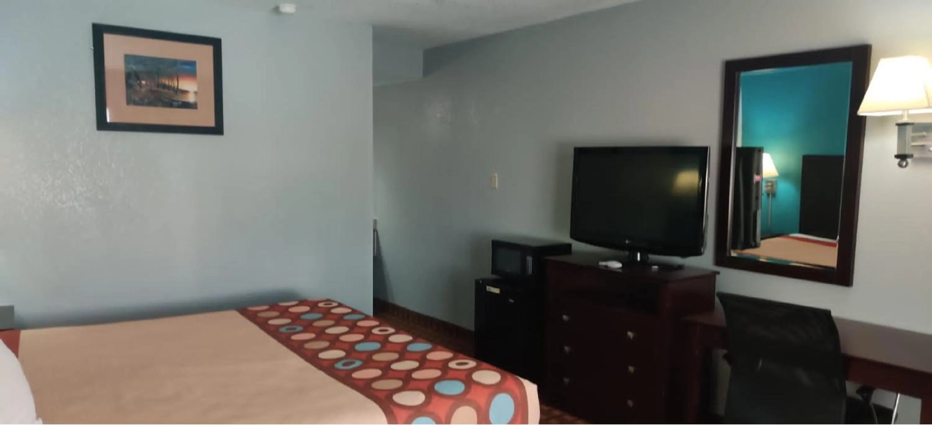 King Room - Smoking  in FairBridge Inn Express Stuttgart