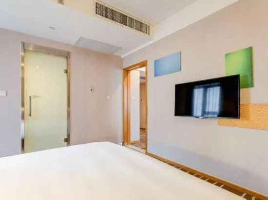 One-Bedroom Suite in Holiday Inn Express Xi'an High-Tech Zone by IHG
