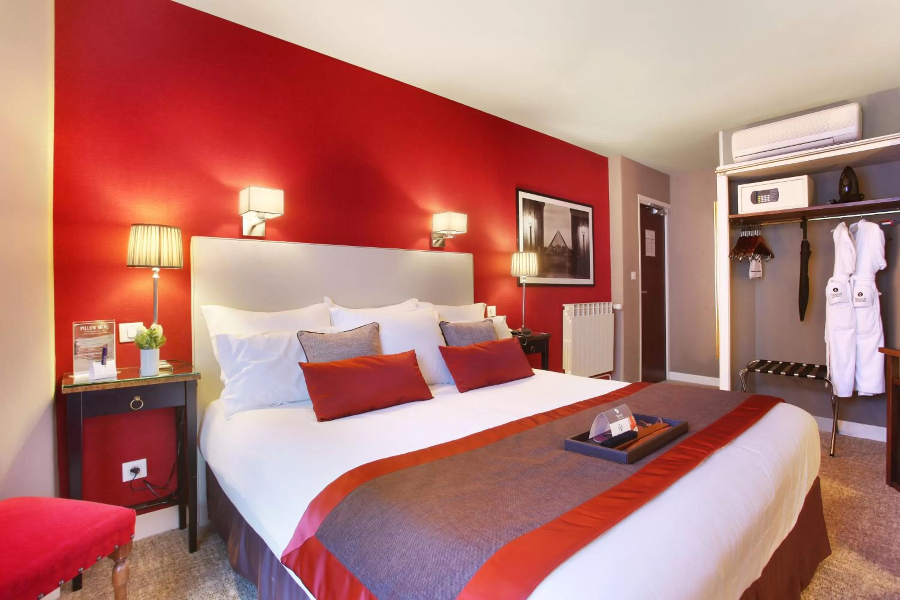 Superior Double Room in Hotel Trianon Rive Gauche