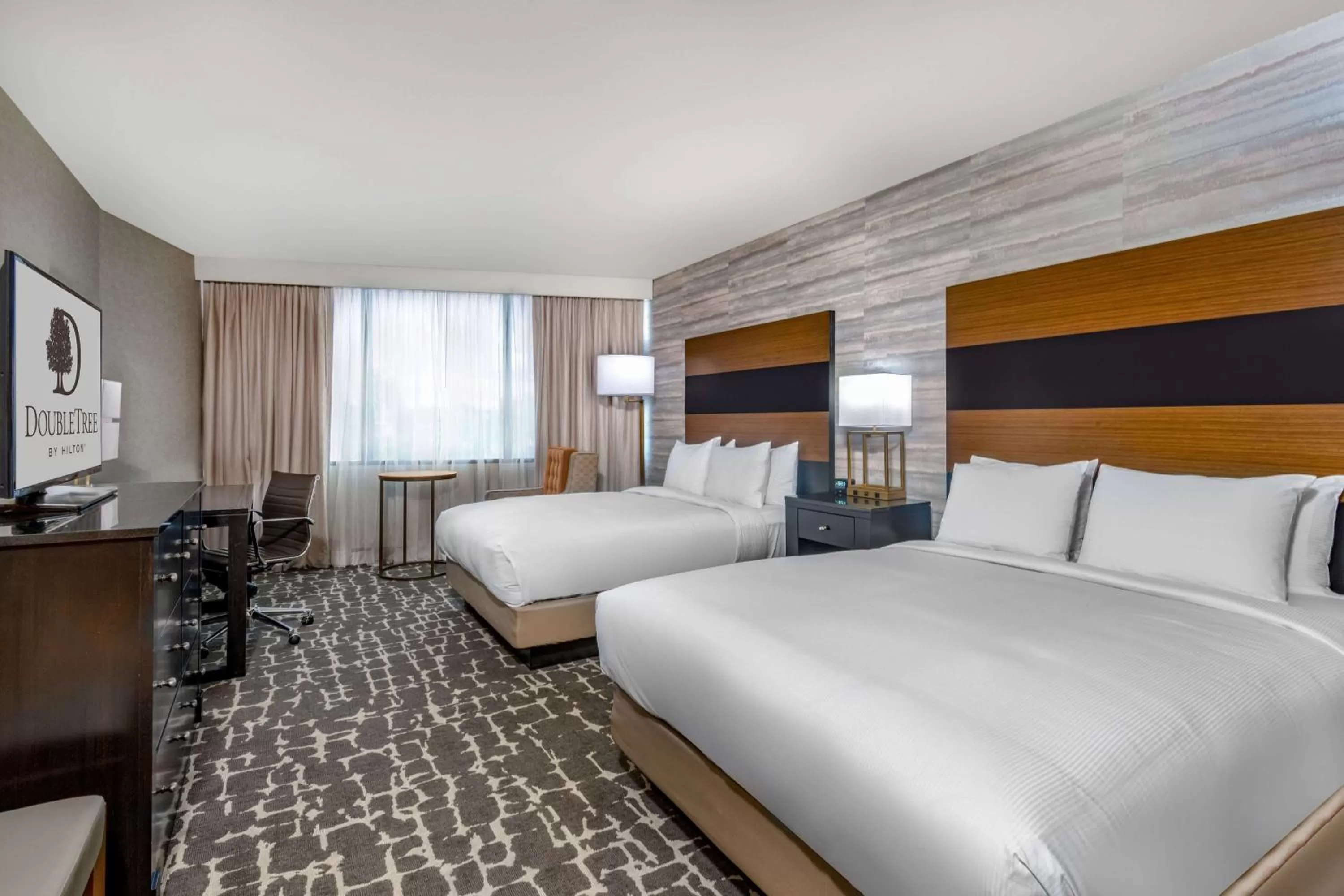 Standard Queen Room in DoubleTree by Hilton Hotel Denver - Aurora