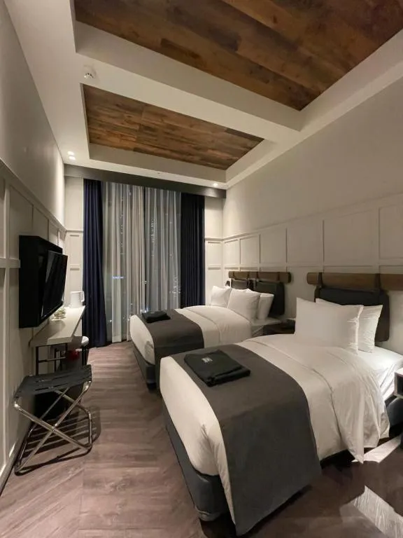 Deluxe Twin Room in Junibino Hotel Hongdae