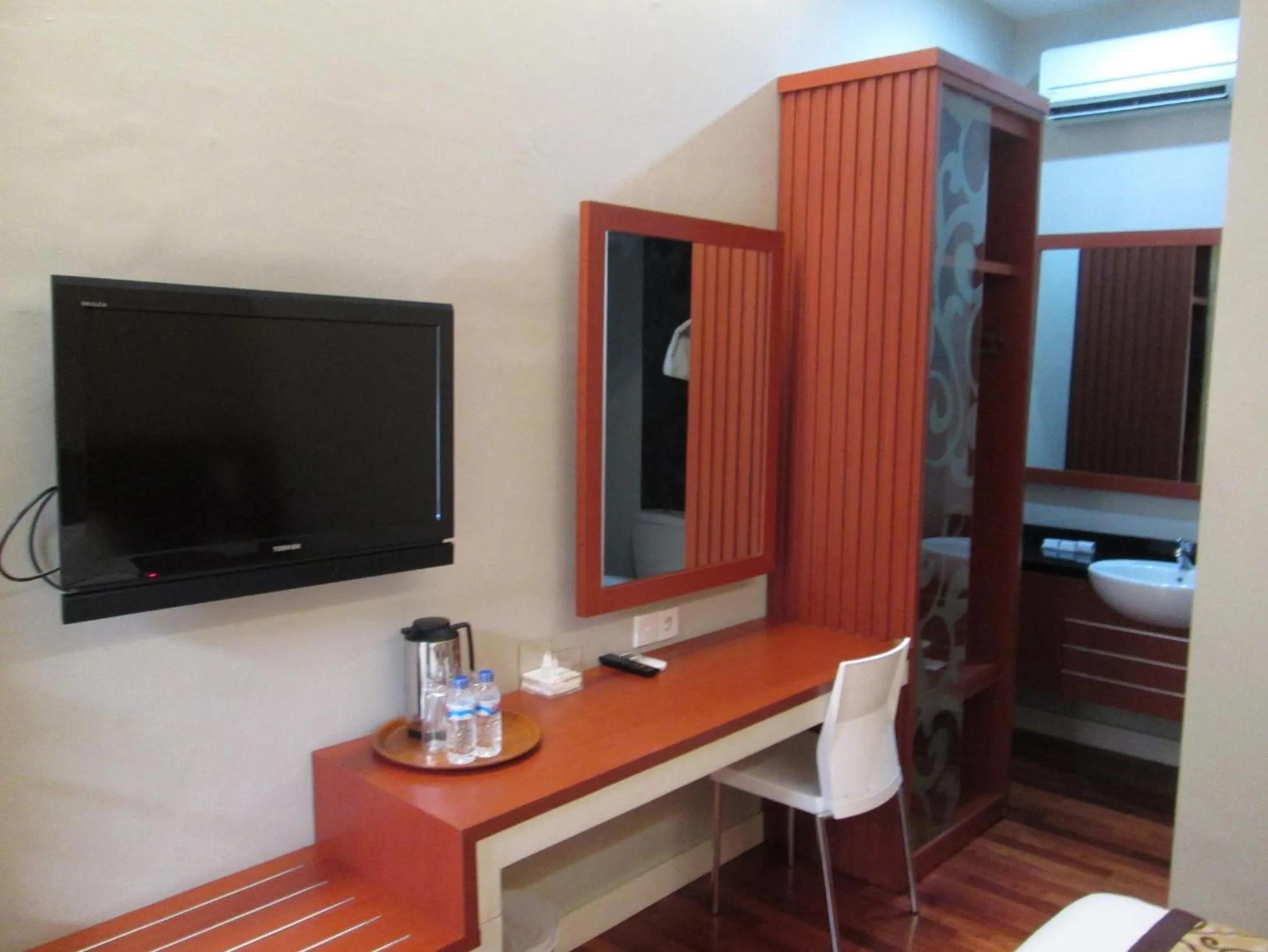 Standard Double Room in Hotel Trio Indah 2