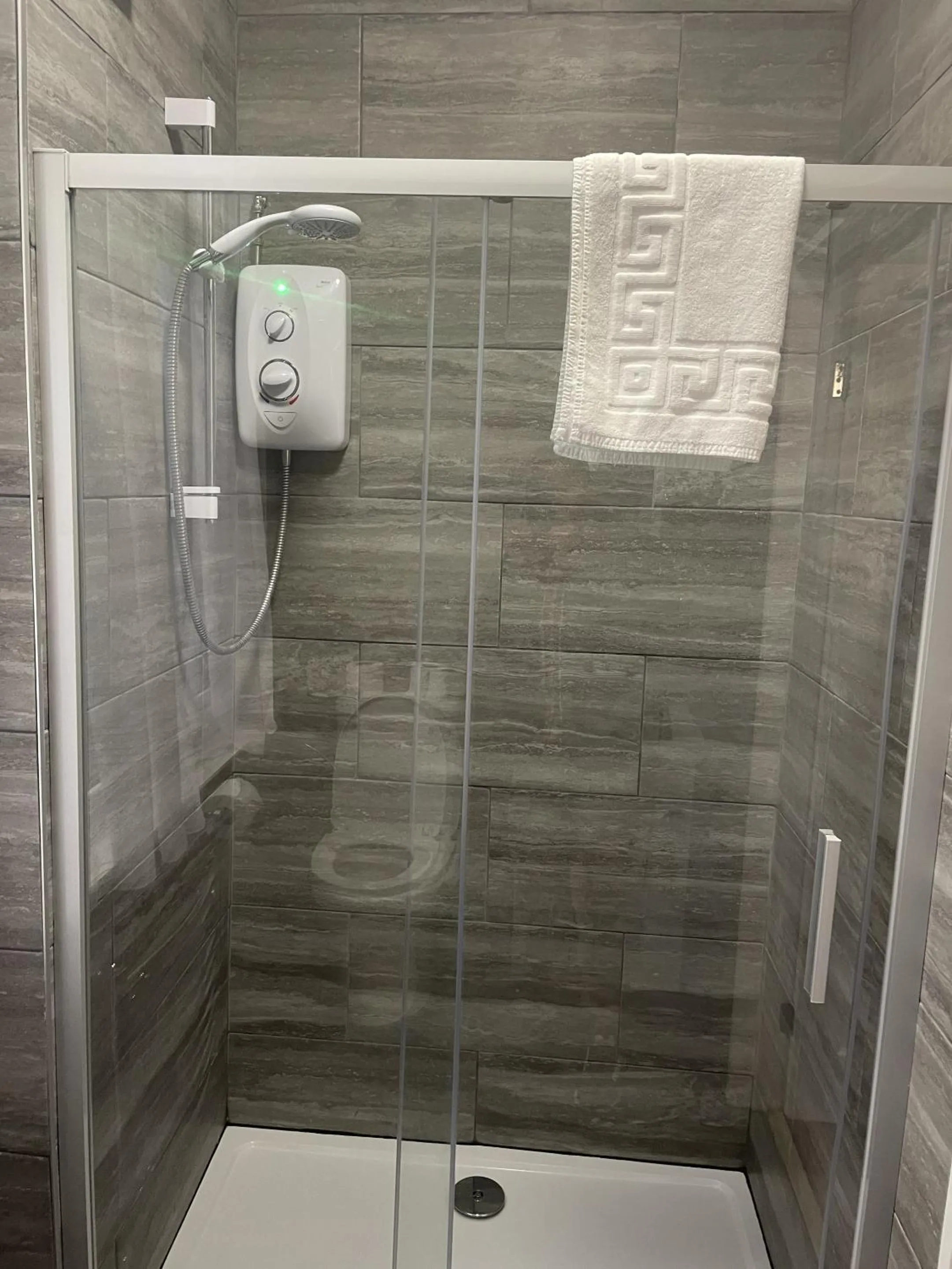 Superior Family Room in Emerald Residence