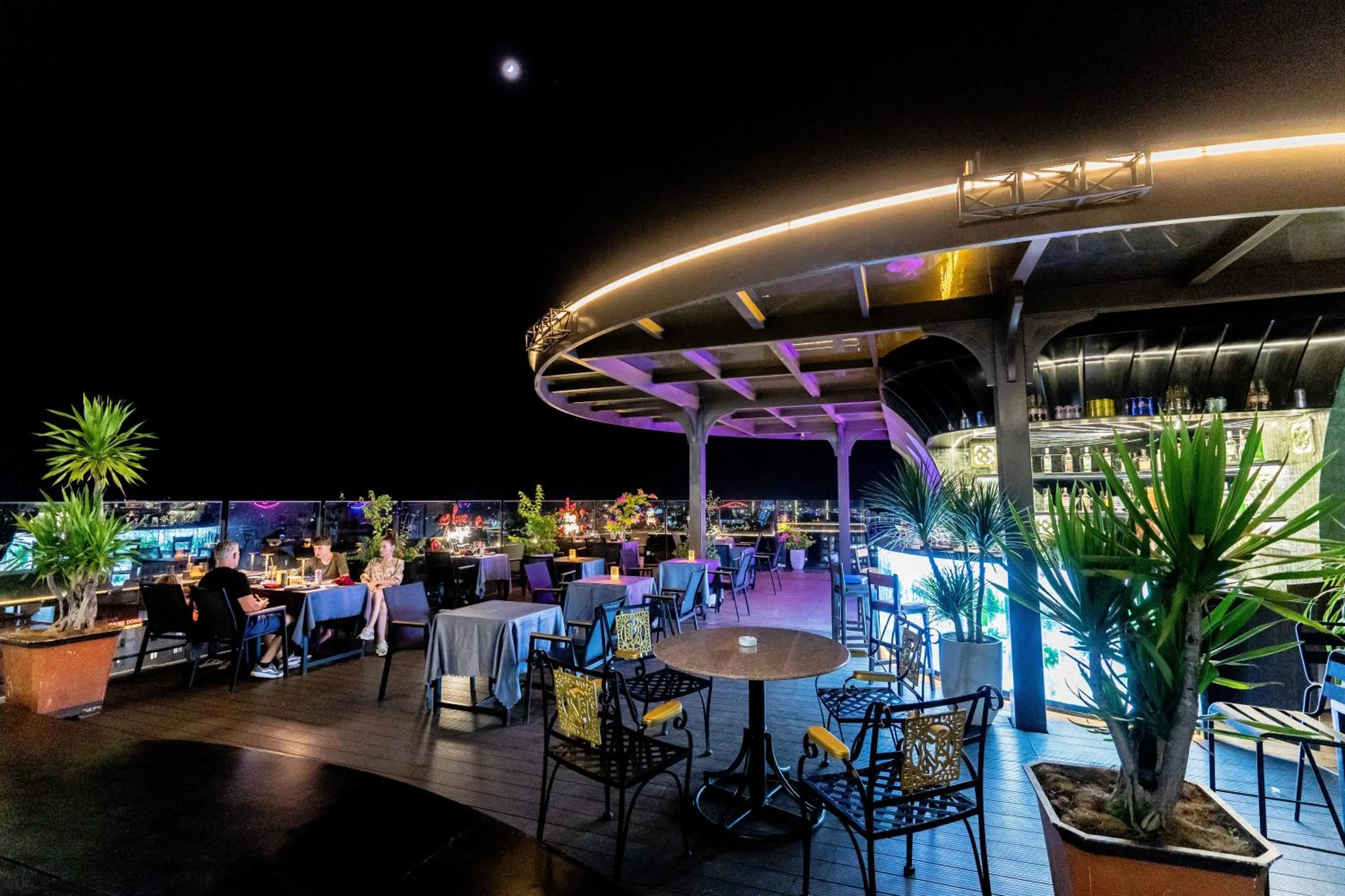 Two-Bedroom Family Suite in Thanh Lich Royal Boutique