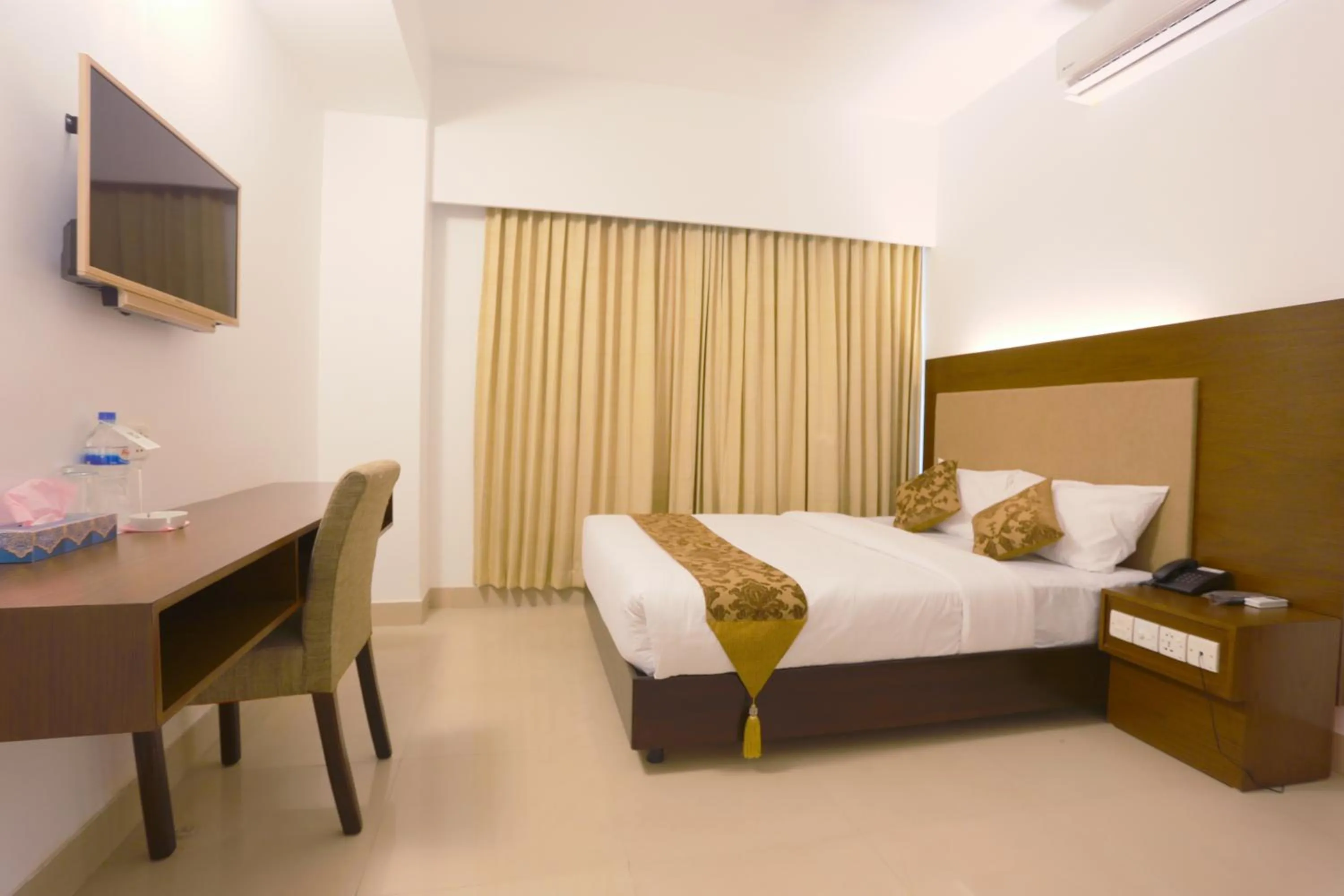 Deluxe Quadruple Room in Holy Inn Sylhet