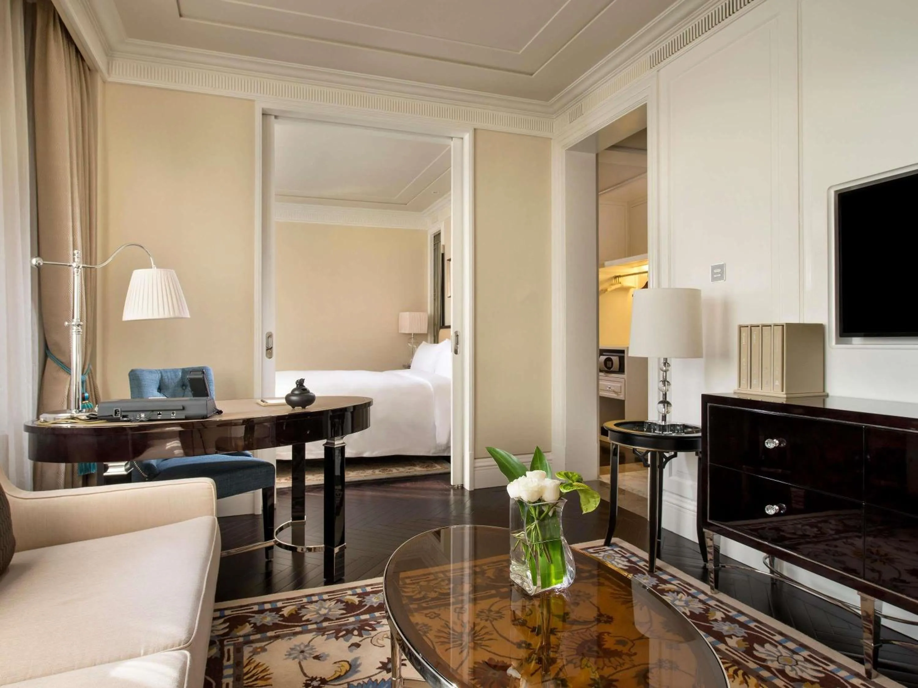 Prestige Suite in Sofitel Legend People's Grand Hotel Xi'an