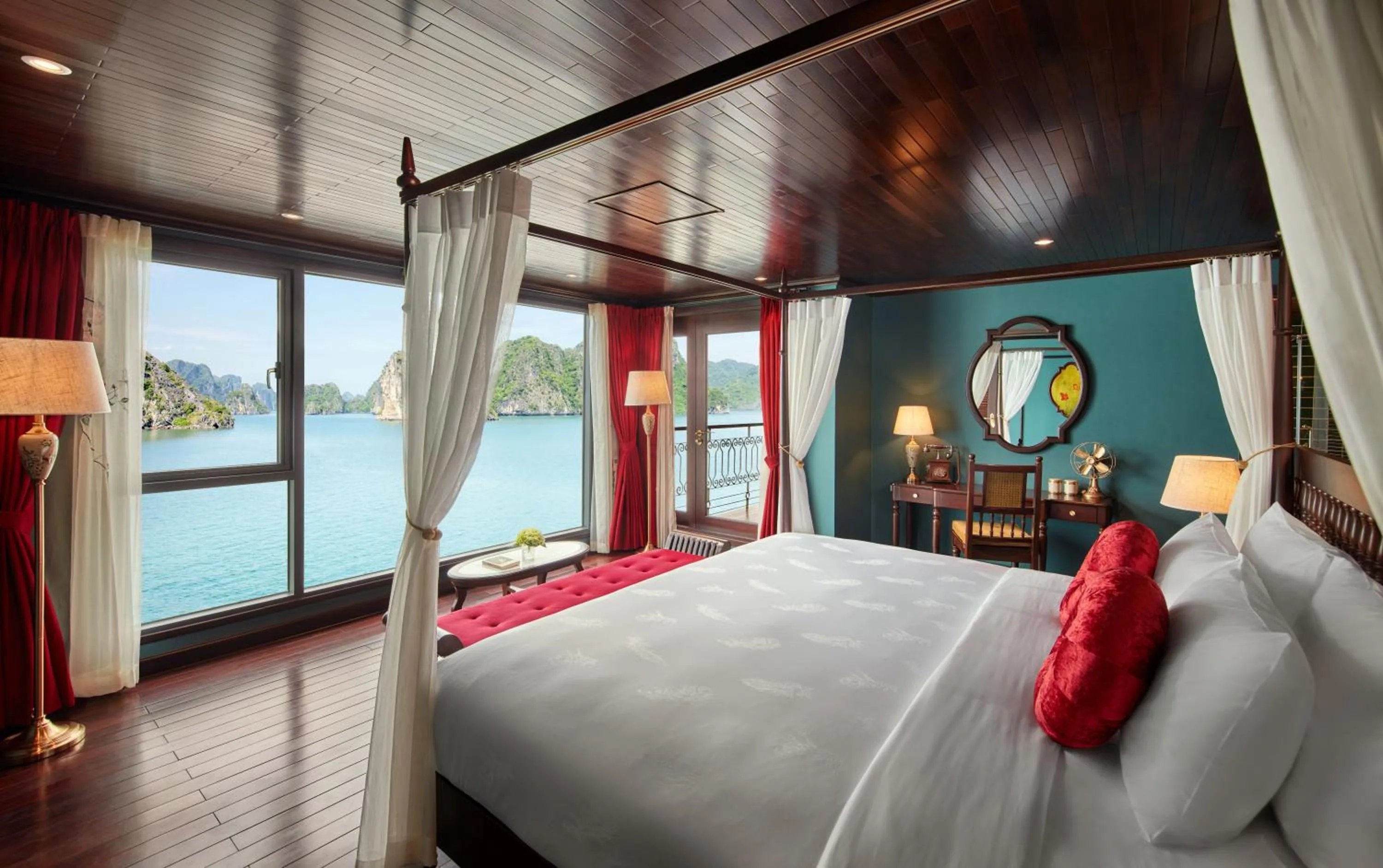 President Suite Sea View With Balcony 2 Days 1 Night in Indochine Premium Halong Bay