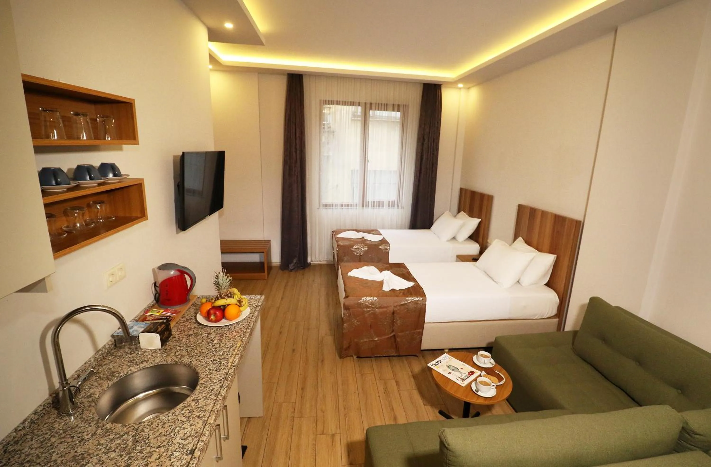 Junior Suite in ALMIRCAN HOTEL