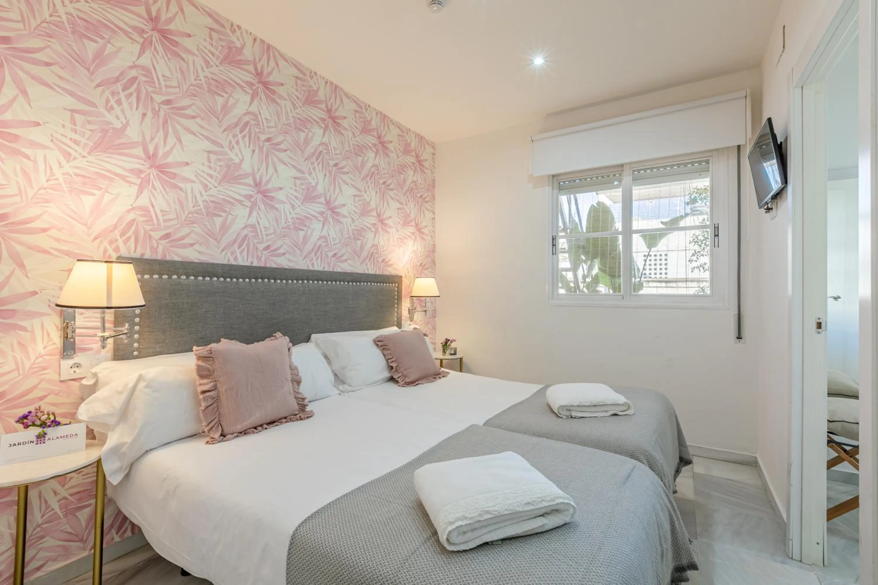 Superior Triple Room in nüa alameda